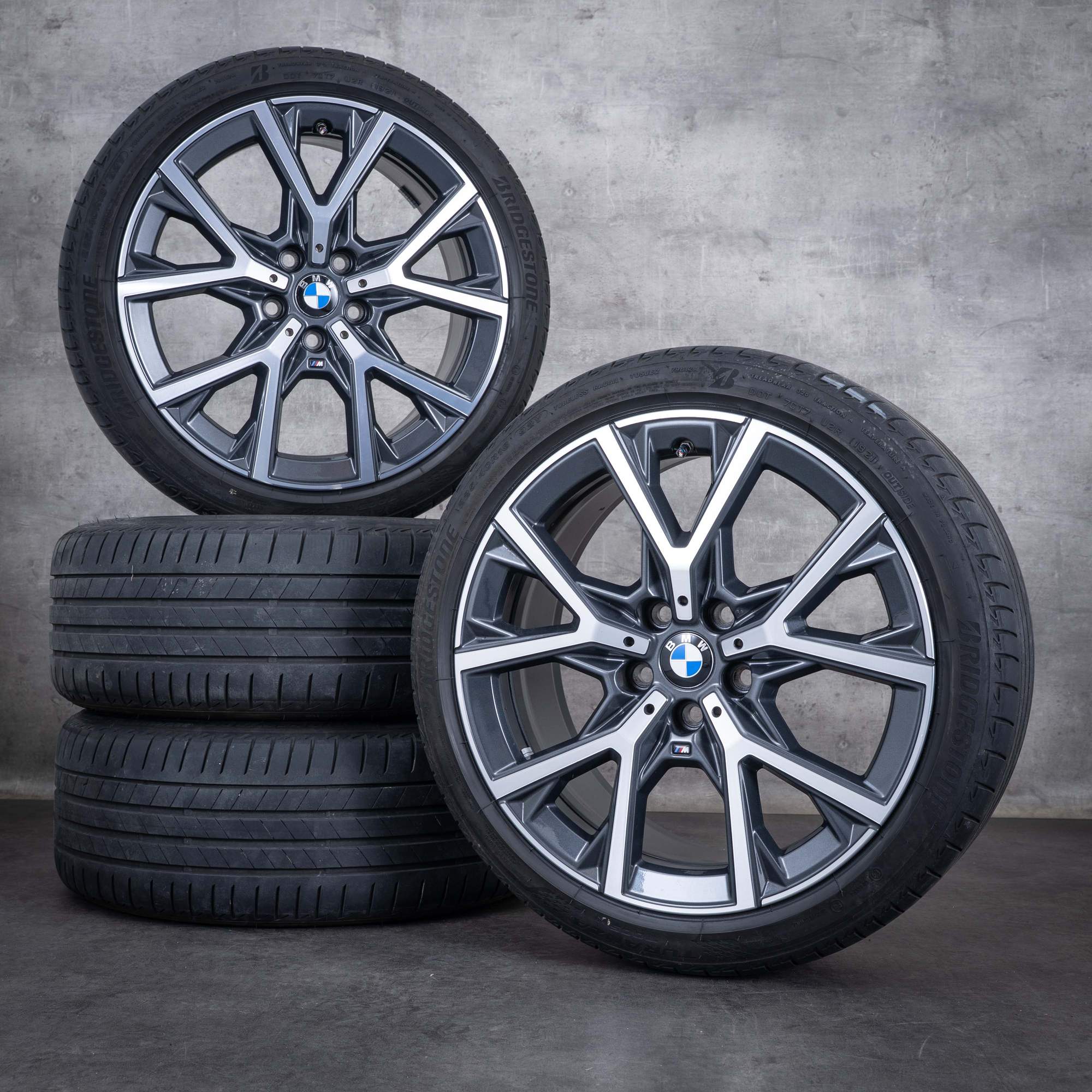Original BMW 1er 2er Felgen 18 Zoll F40 F44 Gran Coupé Sommerräder Styling 553 M 8092355 midknight grey glanzgedreht