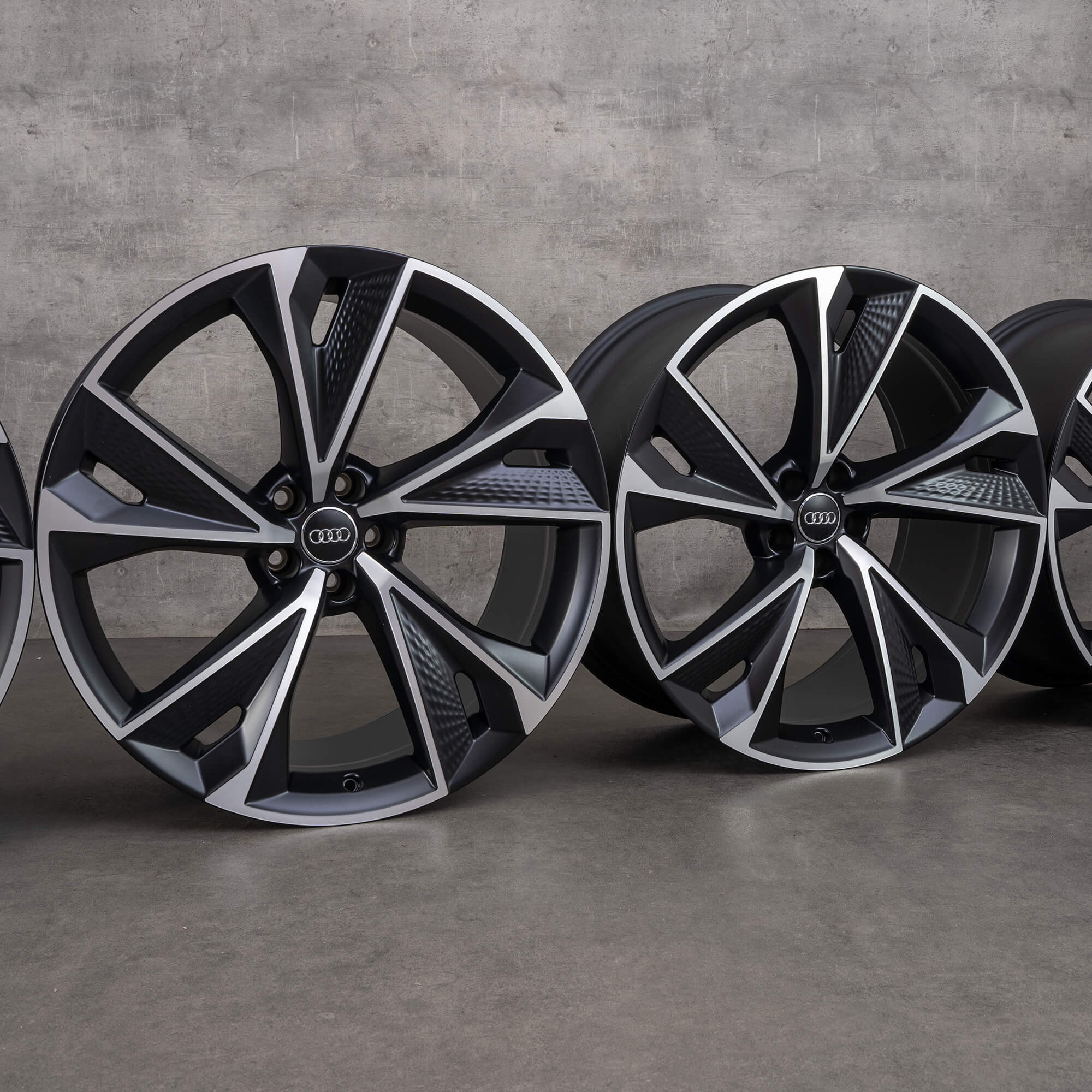 Audi 22 inç jantlar RS6 RS7 4K alüminyum jant yapısı 4K0601025BB 10,5 x ET19