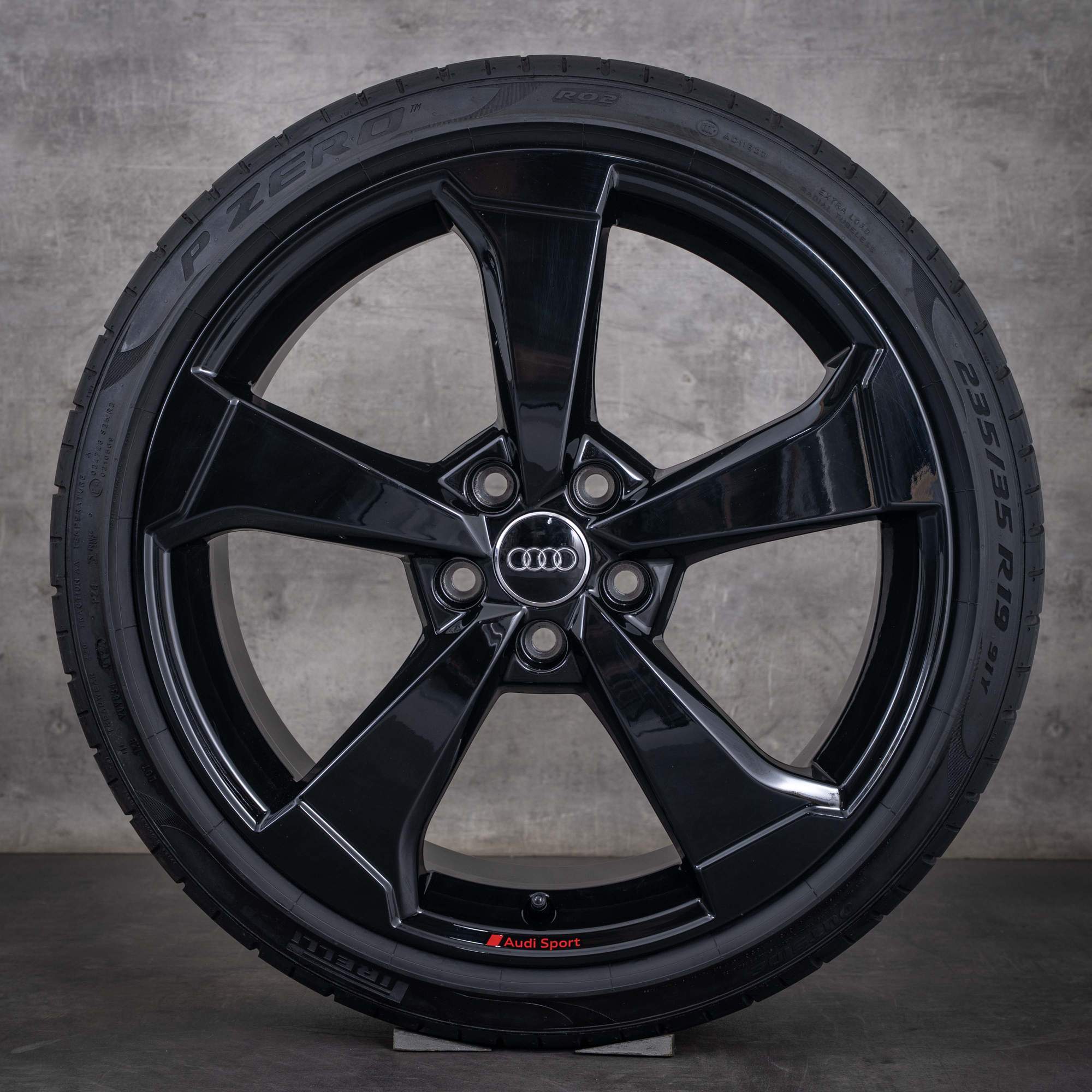 Oryginalne felgi Audi RS3 19 cali 8V RS – koła letnie Rotor 8V0601025FD 8V0601025FA, czarne z połyskiem