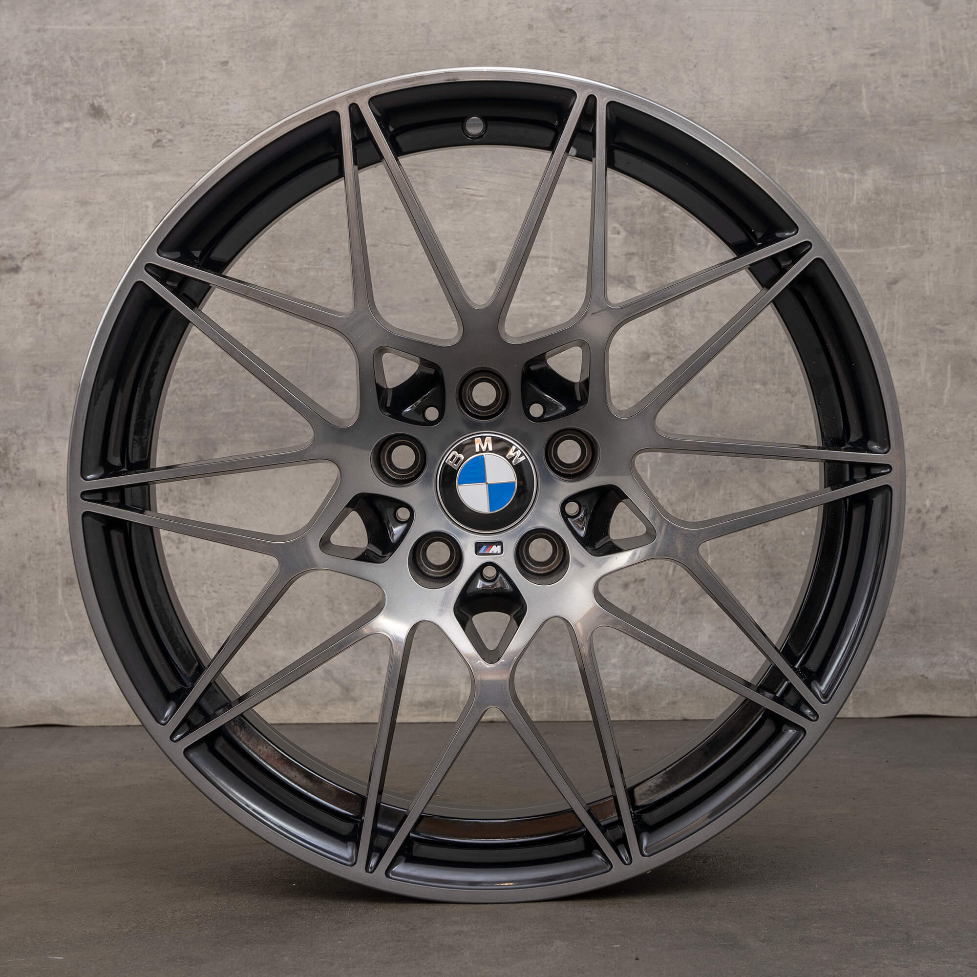 BMW M3 F80 M4 F82 F83 20 calowe felgi stylizacja 666 M 8090192 8090193