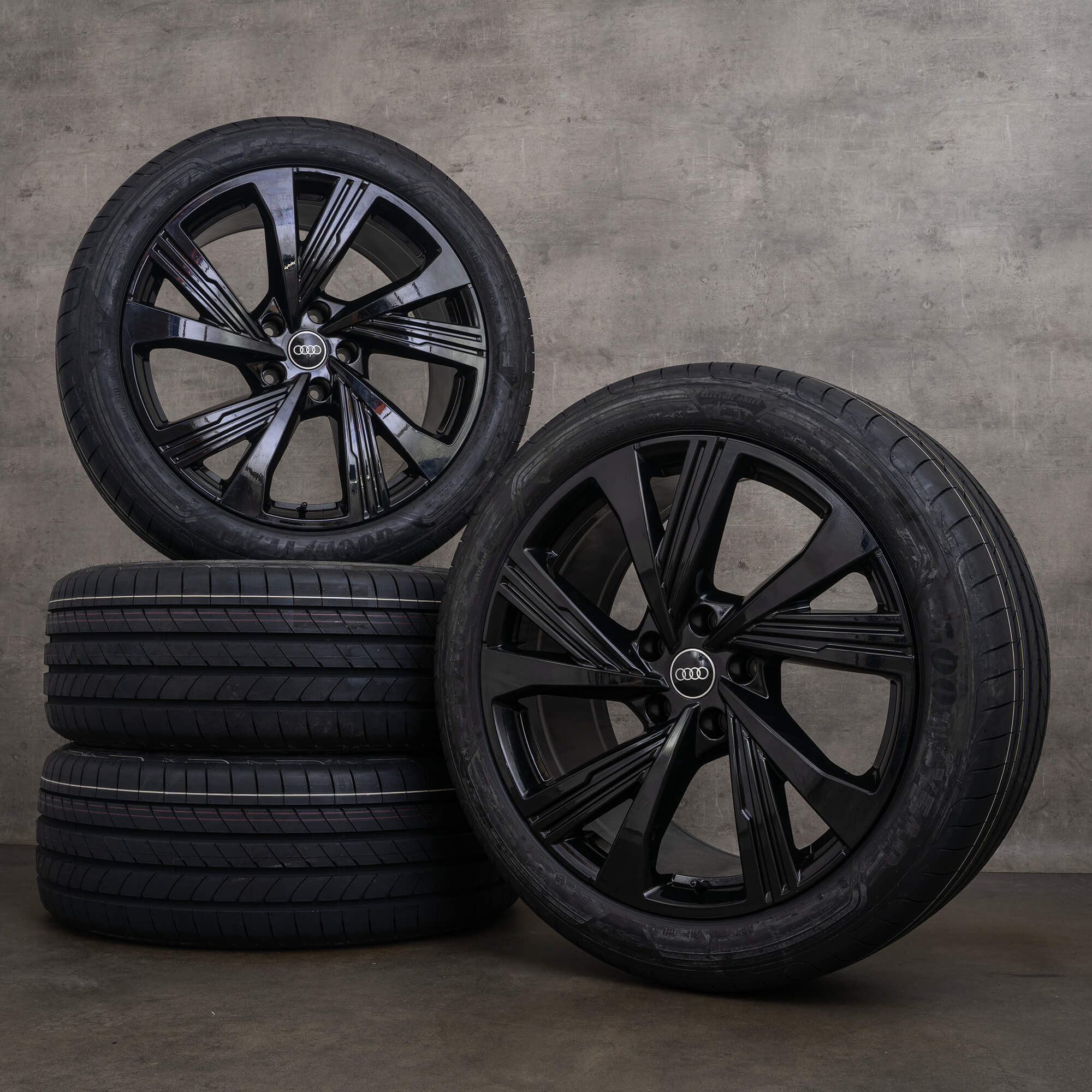Originale Audi Q6 SQ6 e tron felger 21-tommers GF sommerhjul 85H601025K 85H601025L svart blank