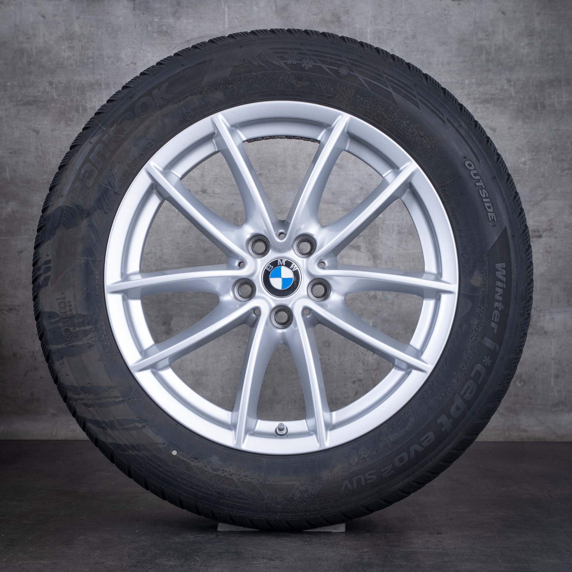 Pneus de inverno originais BMW X3 X4 de 18 polegadas G01 G02, modelo Styling 617 6880047, prateado brilhante