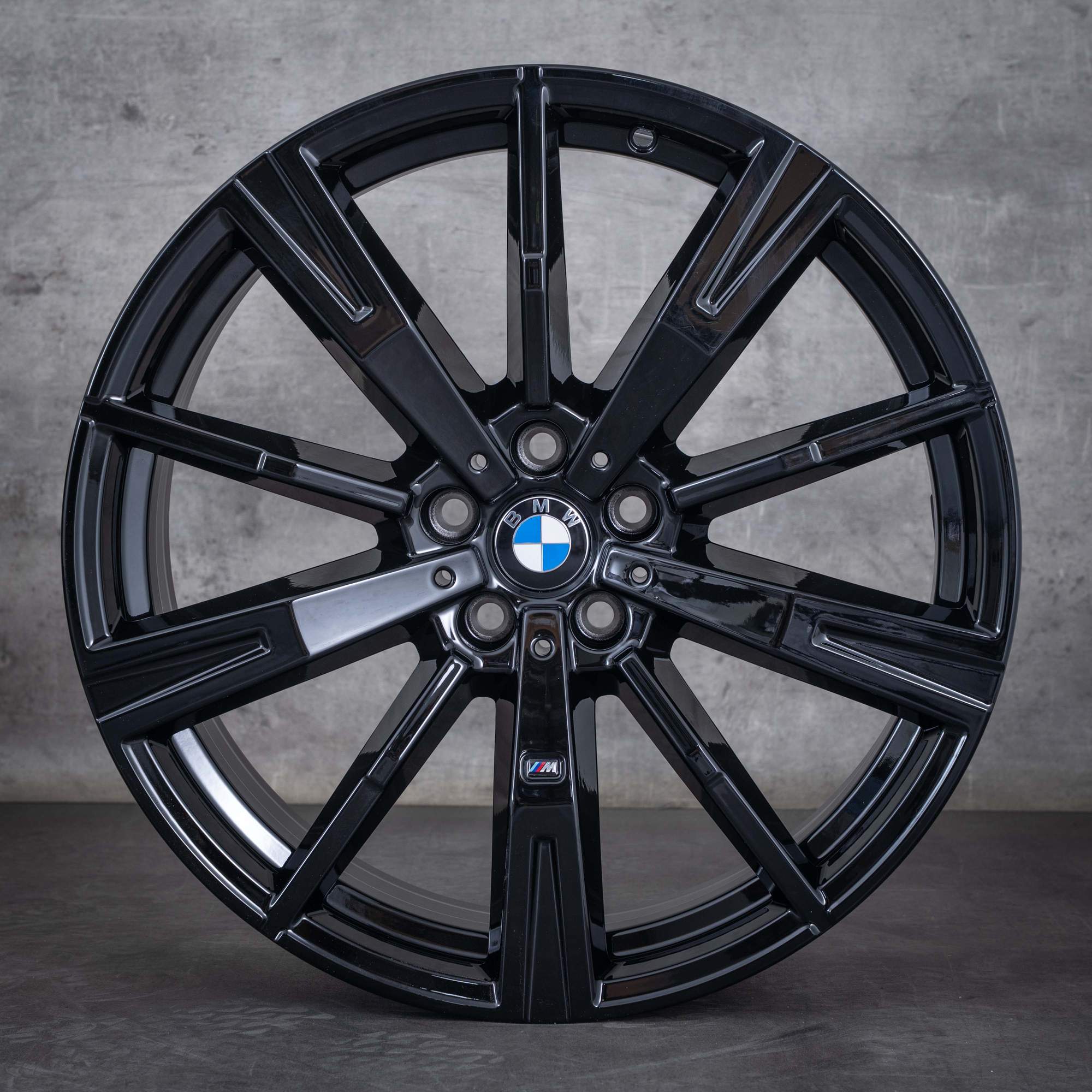 Oryginalne felgi BMW serii 5 i5 20 cali G60 G61 Styling 938 M 5A324E6 5A324E7 czarny połysk