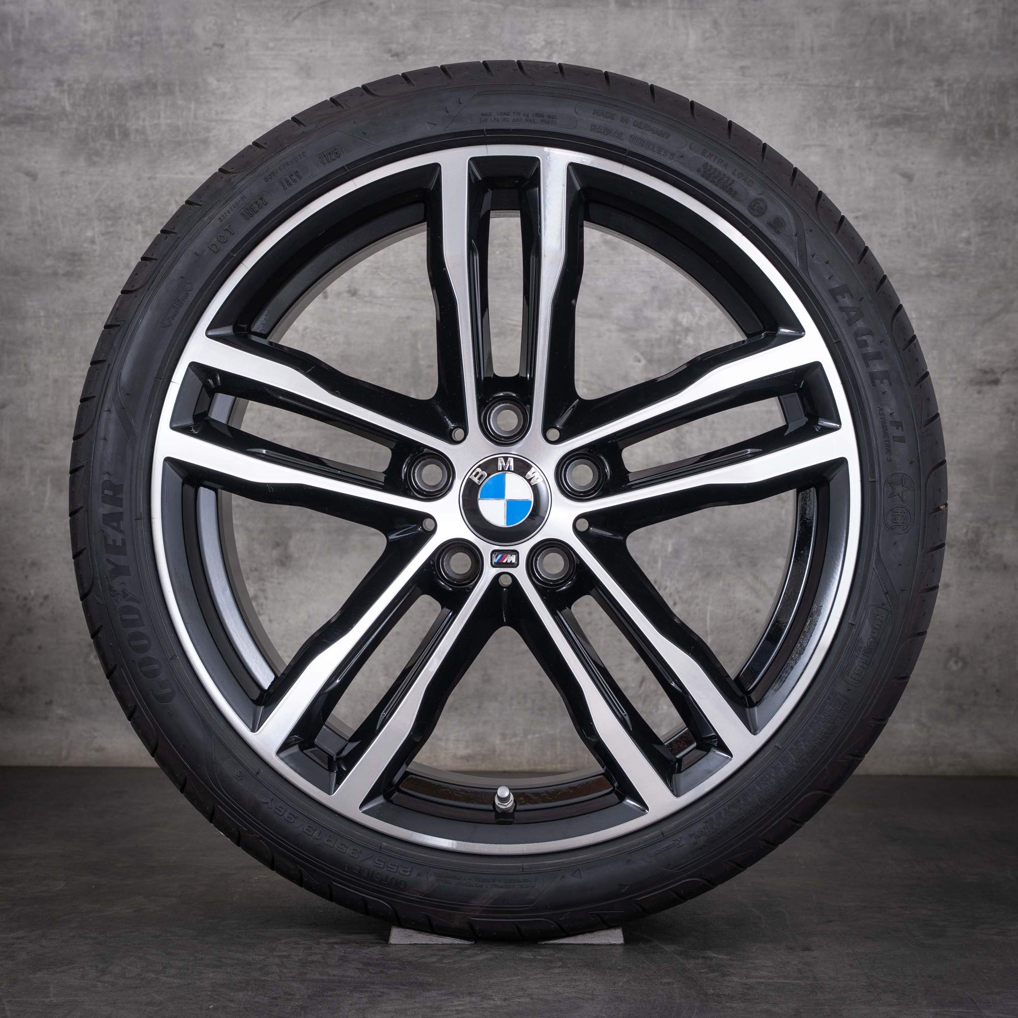 Original BMW 3er 4er Felgen 19 Zoll F30 F31 F32 F33 F36 Gran Coupe Sommerräder Styling 704 M 8097244 8097245 schwarz glanzgedreht