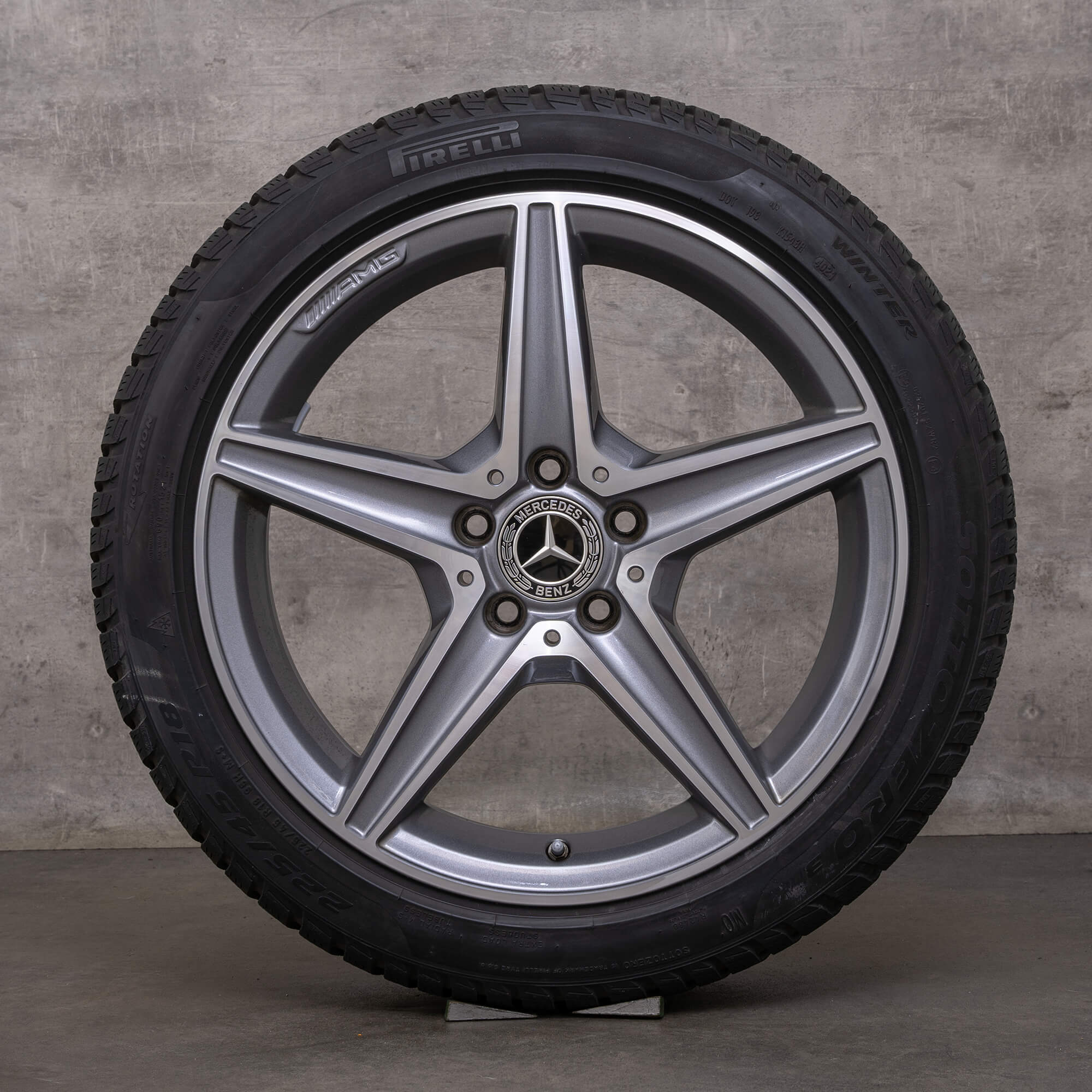 Llantas originales AMG Mercedes Benz Clase C completas de invierno 18 pulgadas W205 S205 C205 A205 A2054011100 gris himalaya torneado brillante