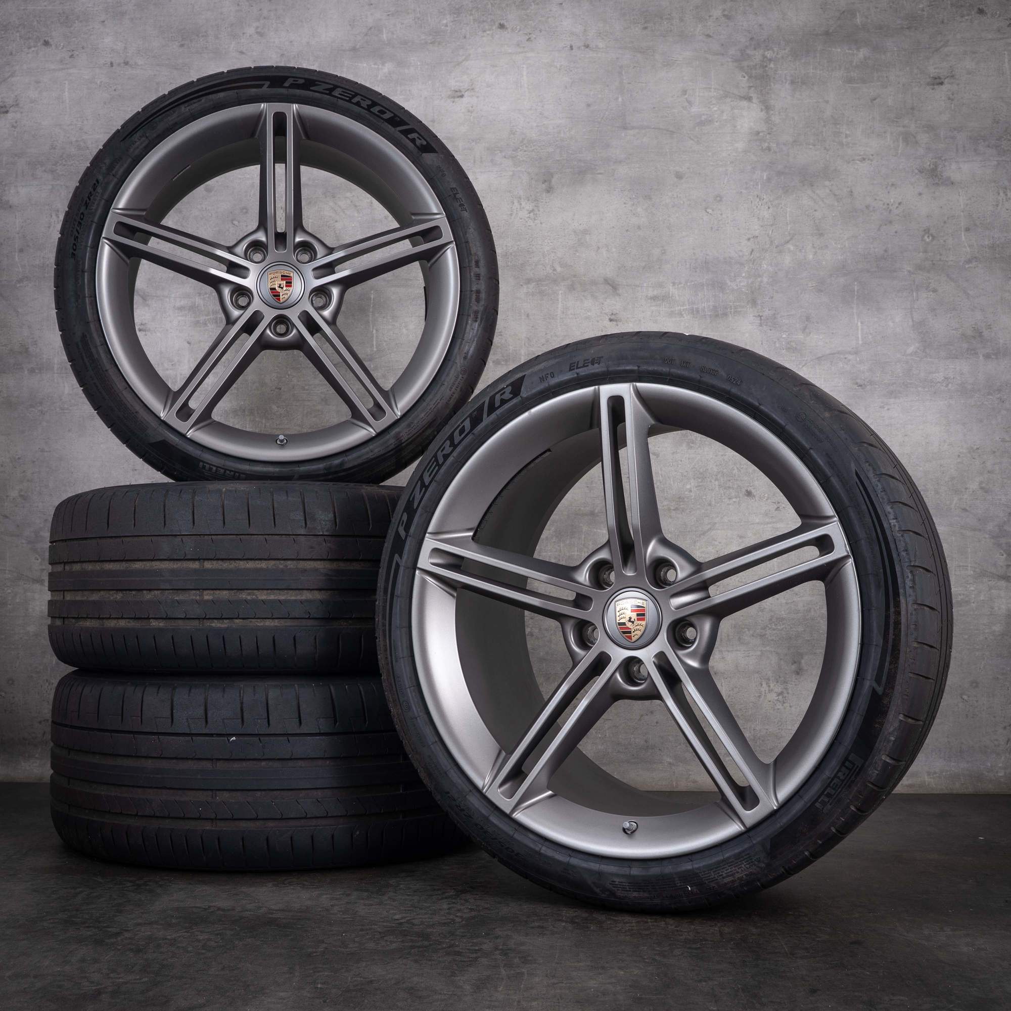 Original Porsche Taycan Winterräder 21 Zoll 9J1 GTS Turbo S 4S Felgen 9J1601025AA 9J1601025AB platin silber matt