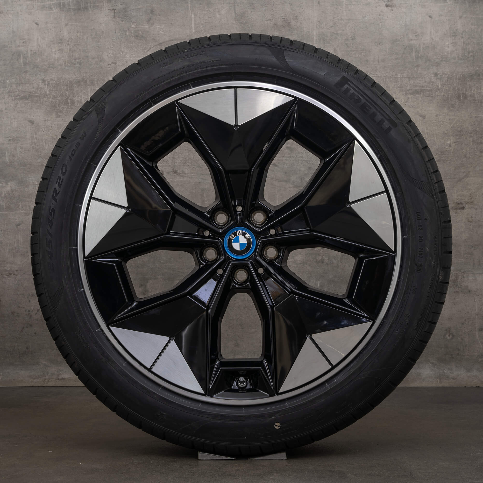 Oryginalne koła zimowe BMW iX3 20 cali G08 felgi 6894844 jet black polerowane