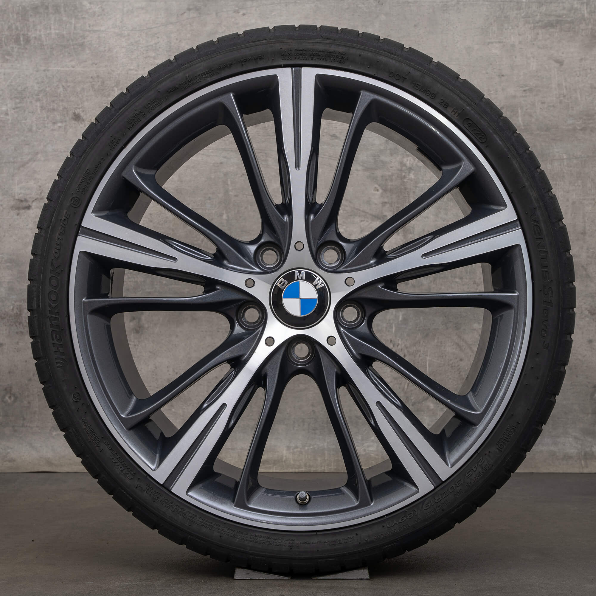 BMW 1er F20 F21 2er F22 F23 Sommerräder 19 Zoll Felgen 660 Sommerreifen