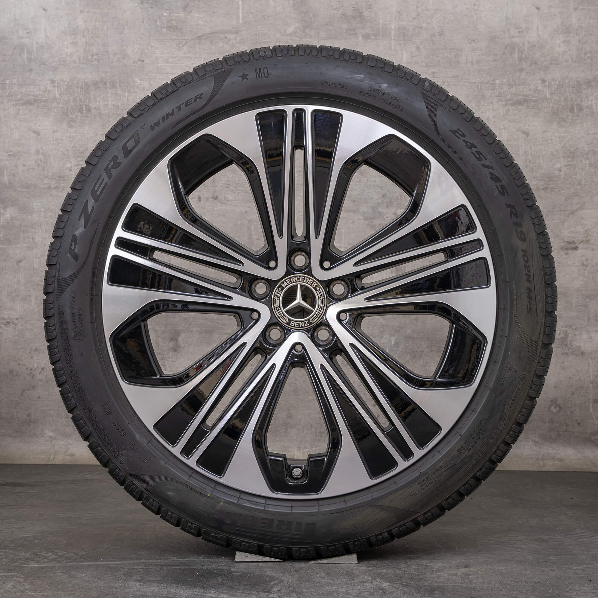 Alkuperäiset Mercedes Benz E-sarjan talvirenkaat 19 tuuman W214 S214 vanteet A2144012300 musta kiillotettu käännetty