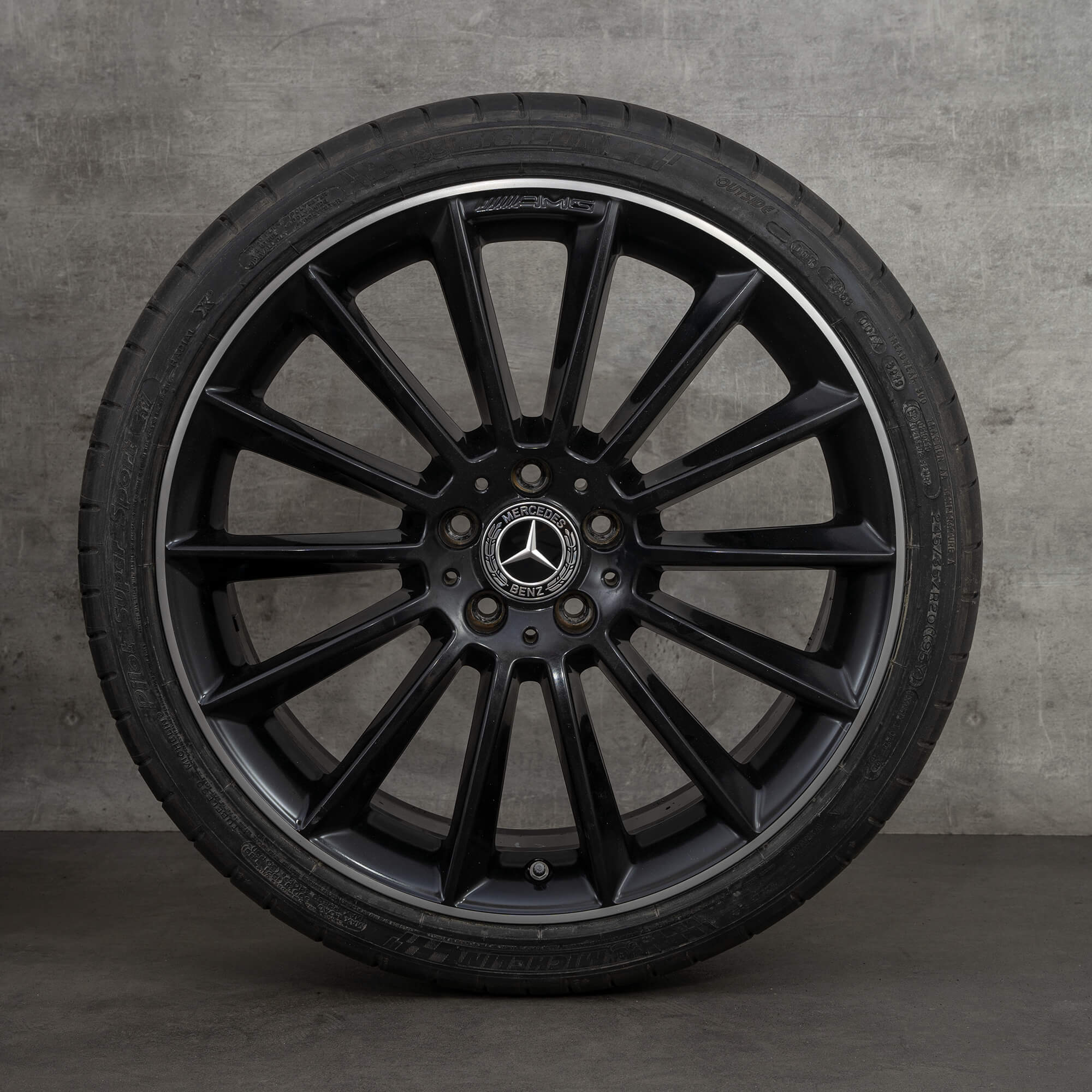AMG 20 tums fälgar Mercedes Benz CLS C257 Coupe sommardäck sommarhjul