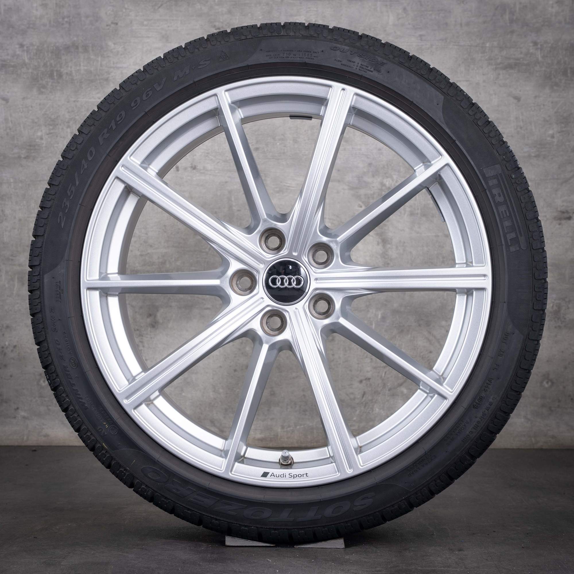Original Audi RS4 RS5 Winterräder 19 Zoll B9 8W Felgen 8W0601025CP silber