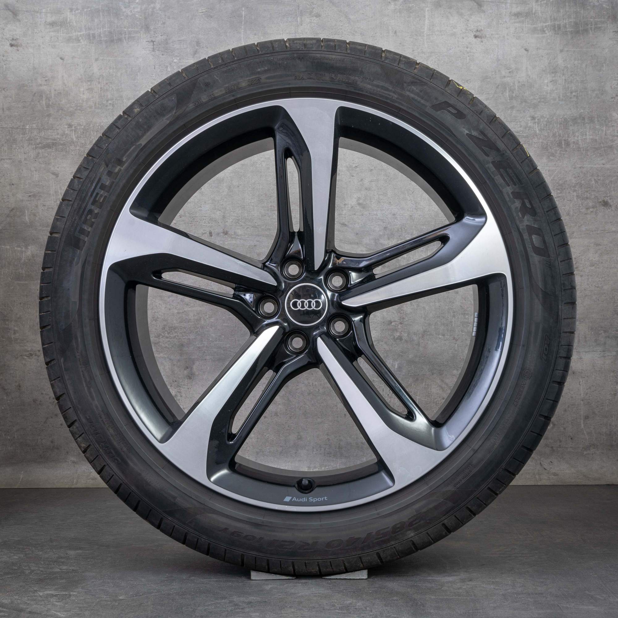 Oryginał Audi Q7 SQ7 felgi 21 cali 4M koła letnie 4M0601025AA czarne polerowane