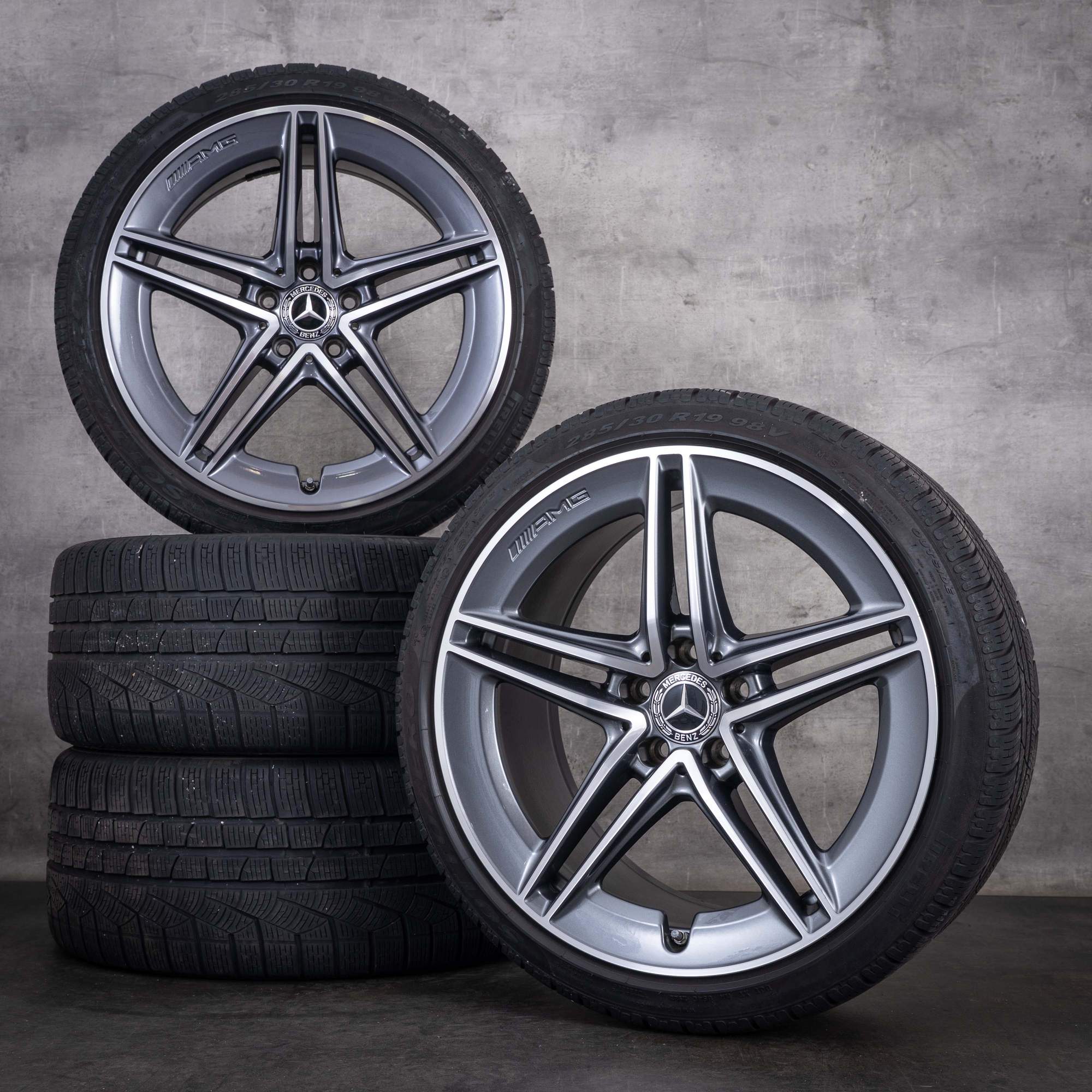 Original Mercedes Benz C-Klasse C63 & S AMG Winterräder 19 Zoll C205 A205 Felgen A2054012001 A2054012101 himalaya grey front glanzgedreht
