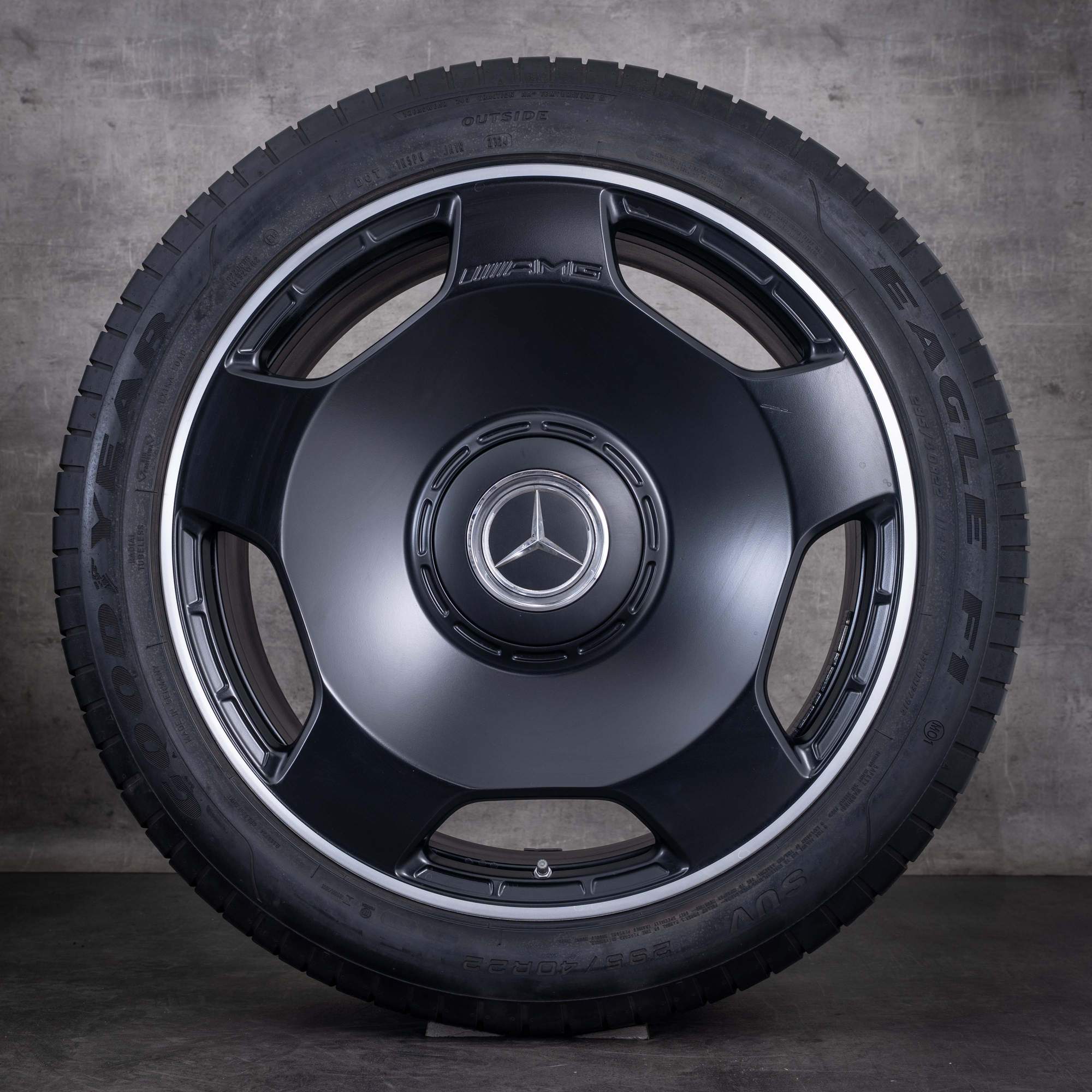 OEM Mercedes-Benz G-Class G63 AMG 22inch winter wheels W463 W465 monoblock rims A4634014100 matte diamond cut black