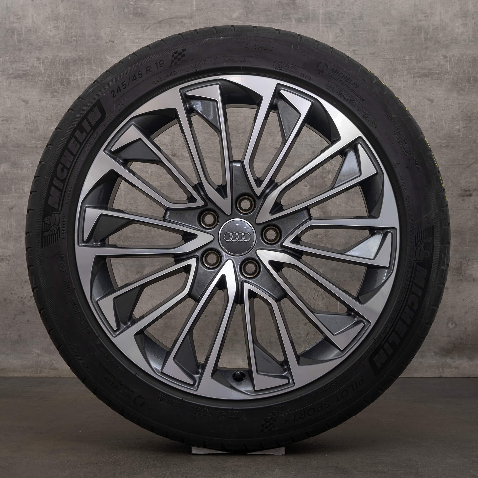 OEM Audi A6 19 inch 4K C8 rims summer tires 4K0601025BD graphite grey high-gloss wheels