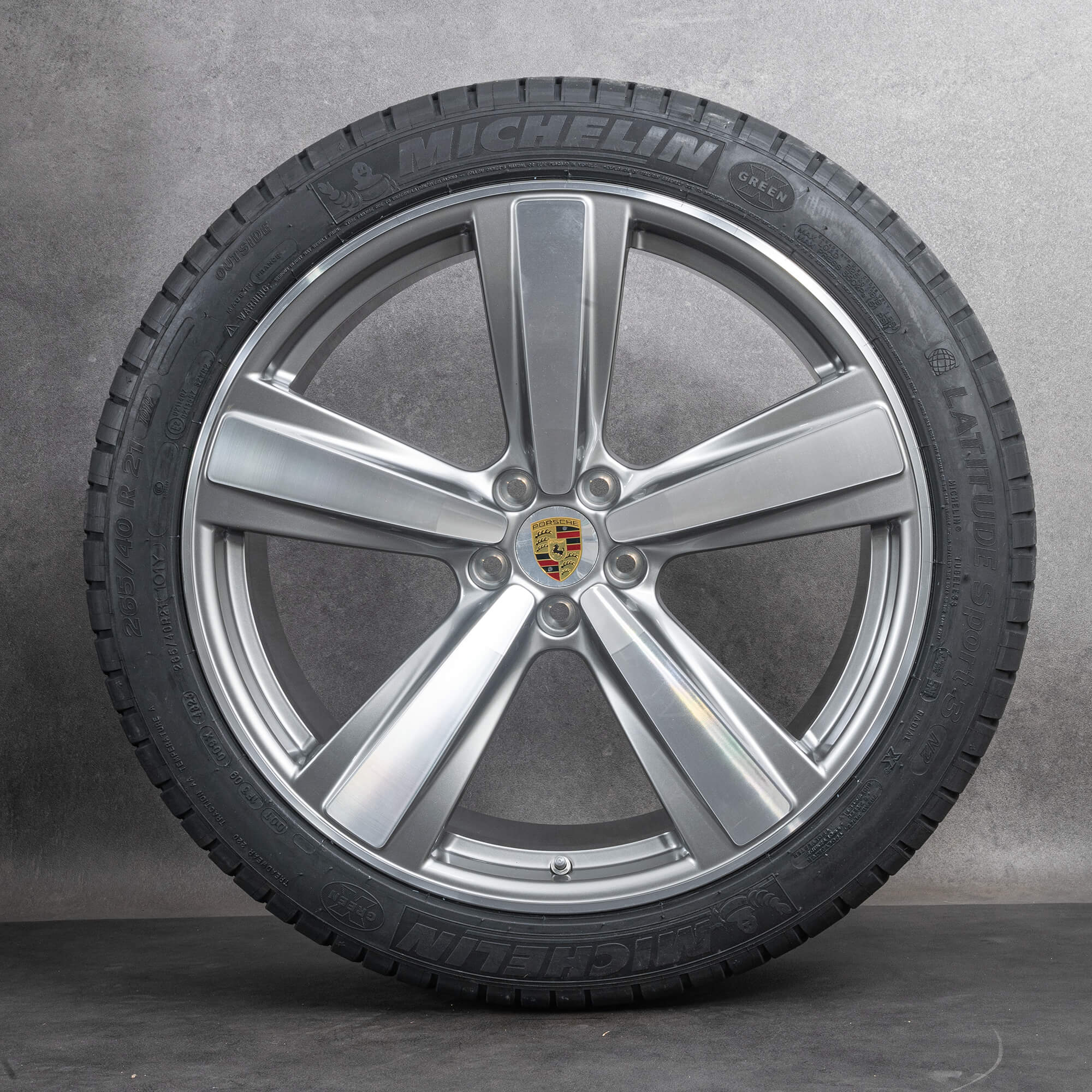 Oryginalne felgi Porsche 21 cali Macan III koła letnie opony NOWE OU7