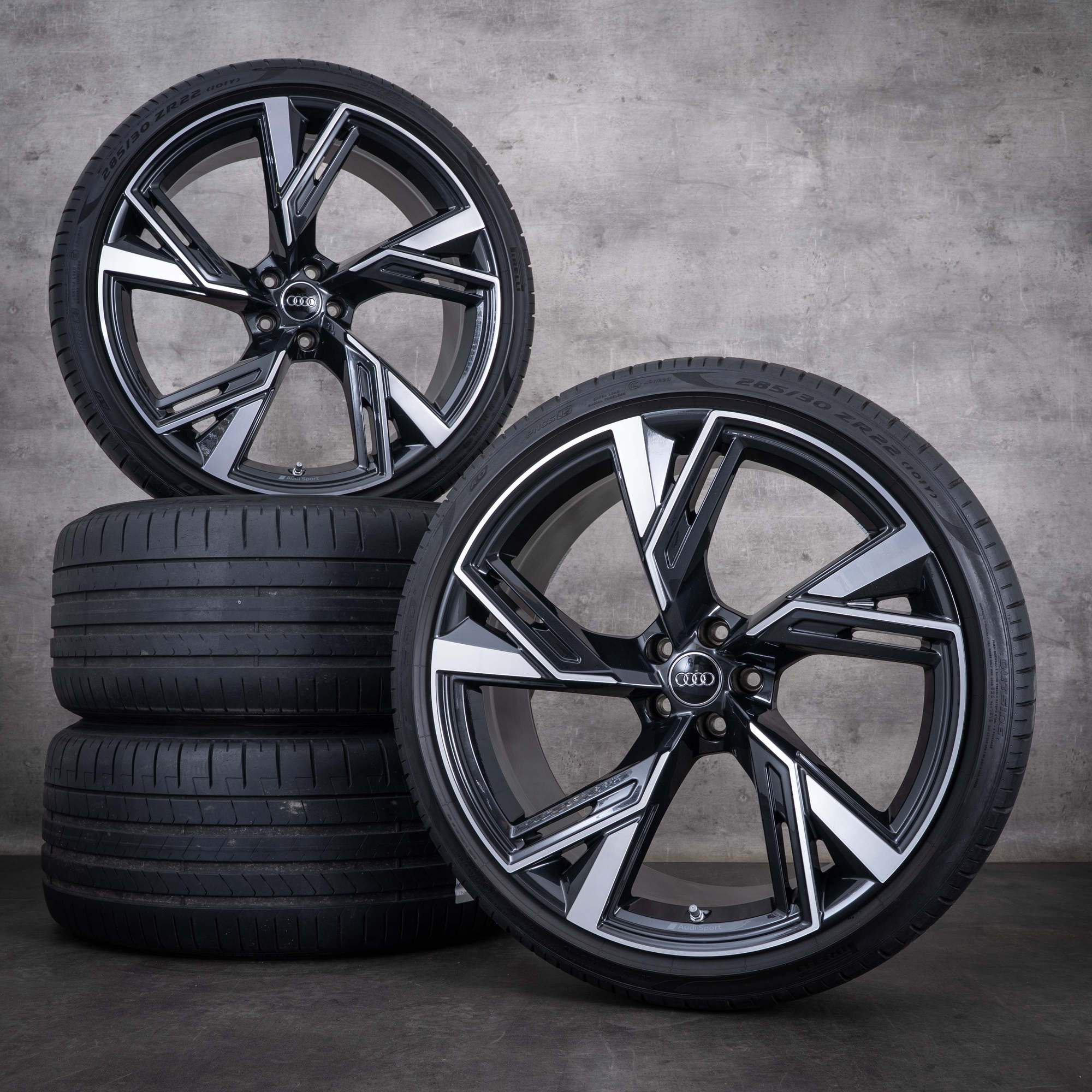 Oryginalne felgi Audi RS6 RS7 22 cale 4K C8 koła letnie 4K0601025R granitowe, polerowane na wysoki połysk