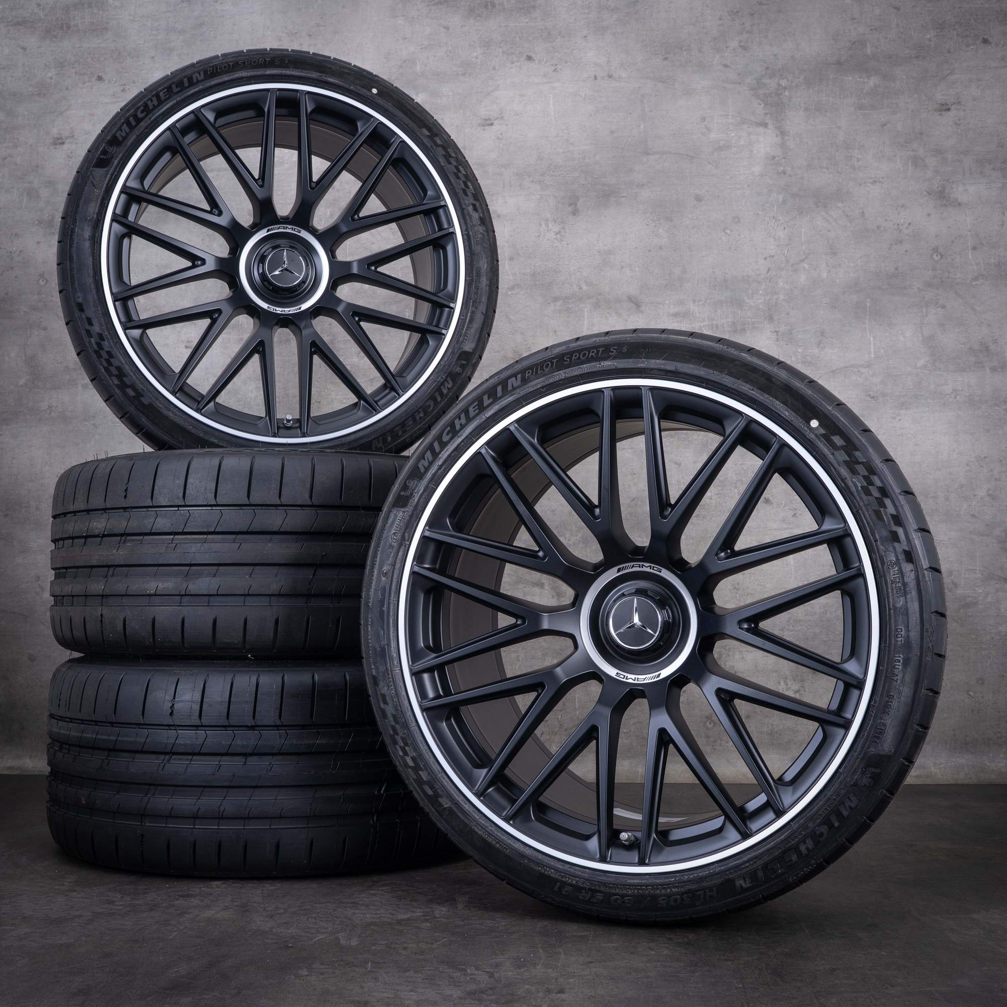Alkuperäiset Mercedes-Benz AMG GT -vanteet 21 tuumaa C192 kesärenkaat A1924011900 A1924012000 mattamusta diamond cut UUDET