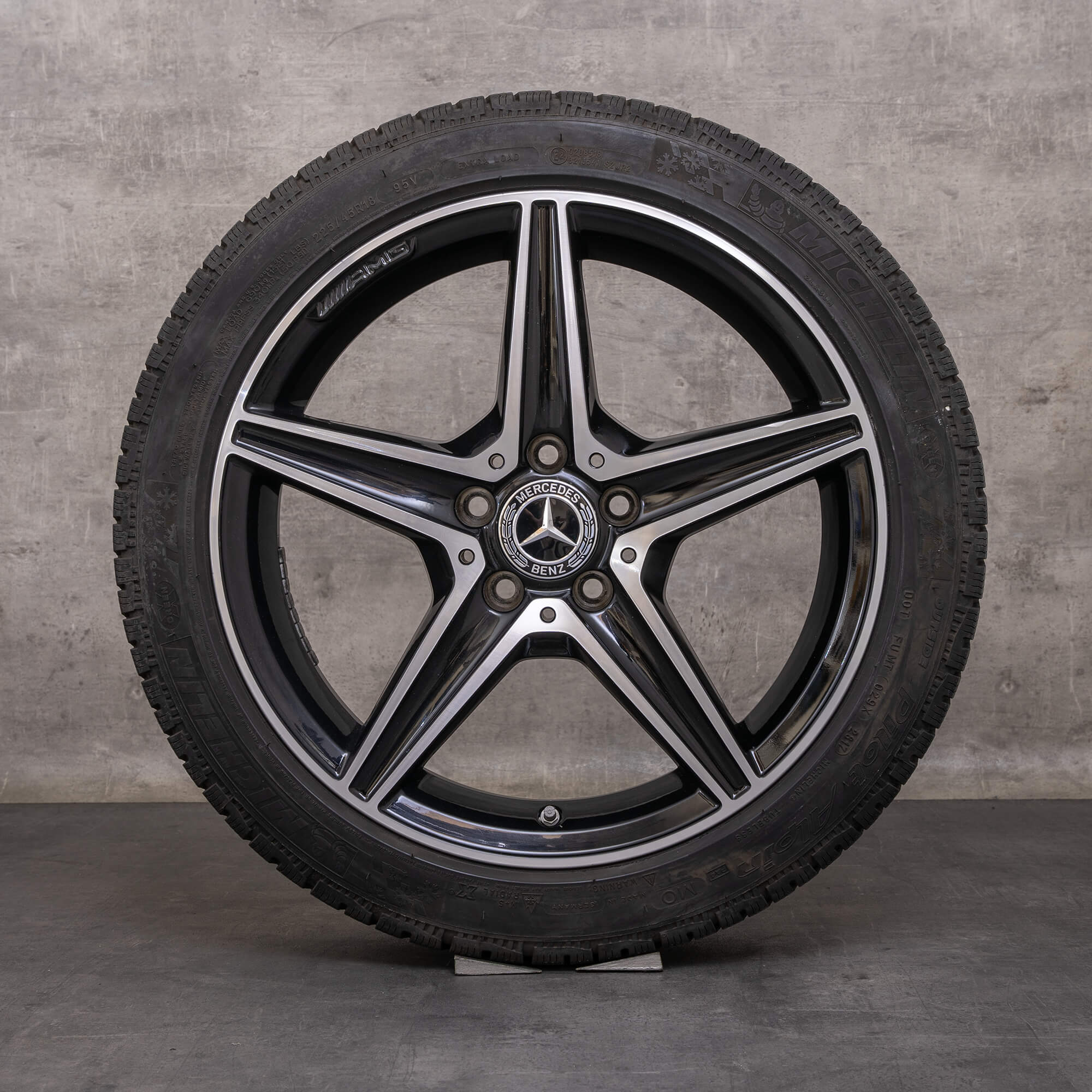 Original Mercedes Benz C-Klasse AMG C43 C450 Sport Winterräder 18 Zoll W205 S205 C205 A205 Felgen A2054014800 A2054011100 schwarz glanzgedreht