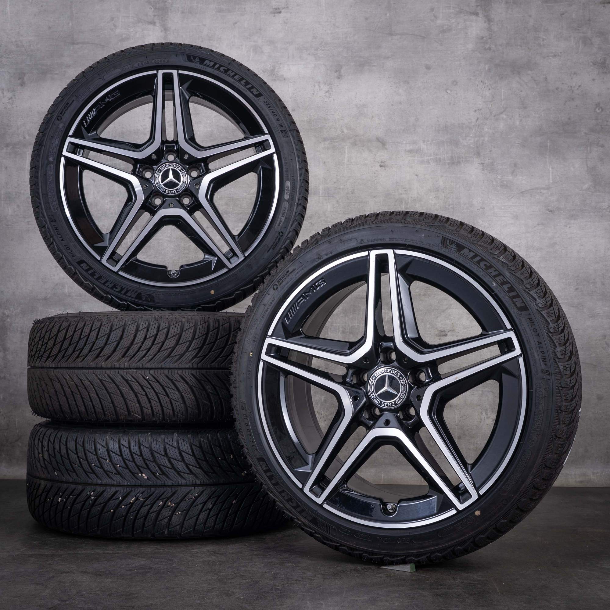 Alkuperäiset Mercedes-Benz A-sarjan A35 AMG -talvirenkaat 18 tuumaa W177 V177 vanteet A1774014000 diamond cut musta