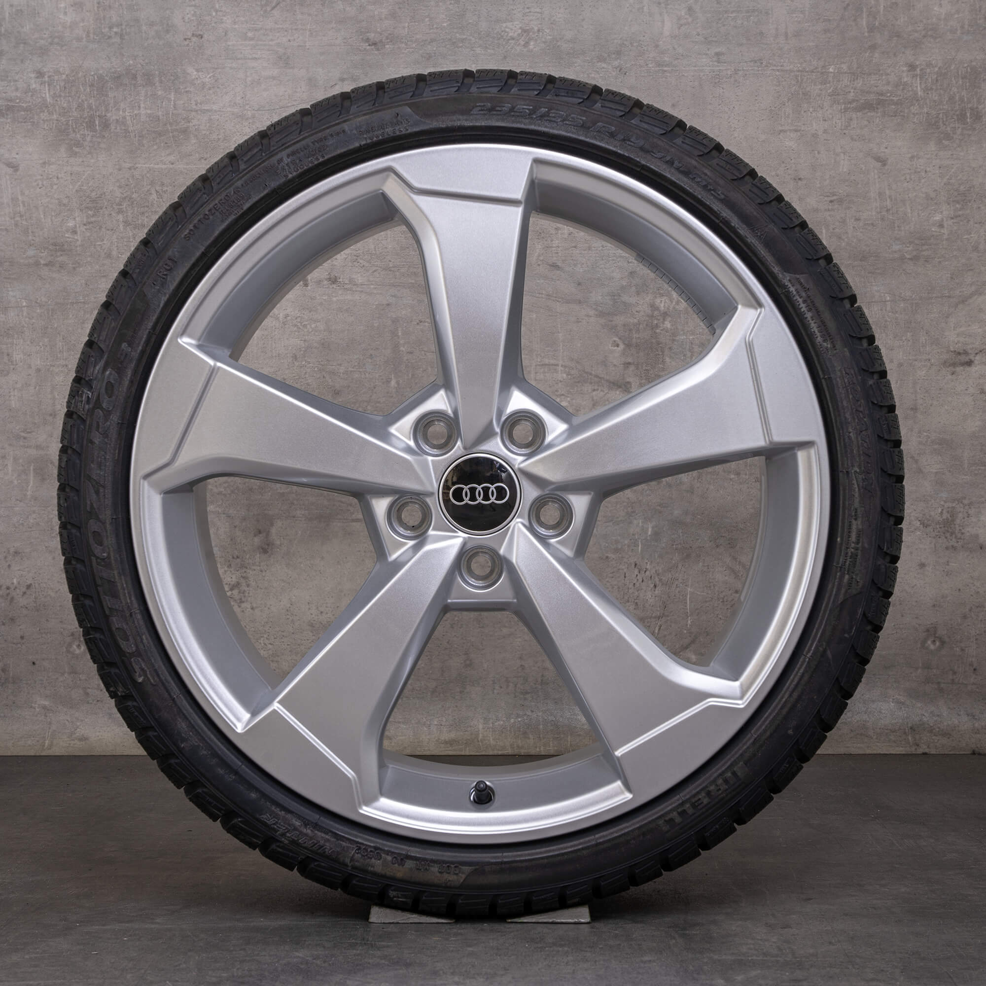 Oryginalne felgi Audi A3 S3 19 cali 8V letnie koła 8V0601025CE srebrne błyszczące NOWE