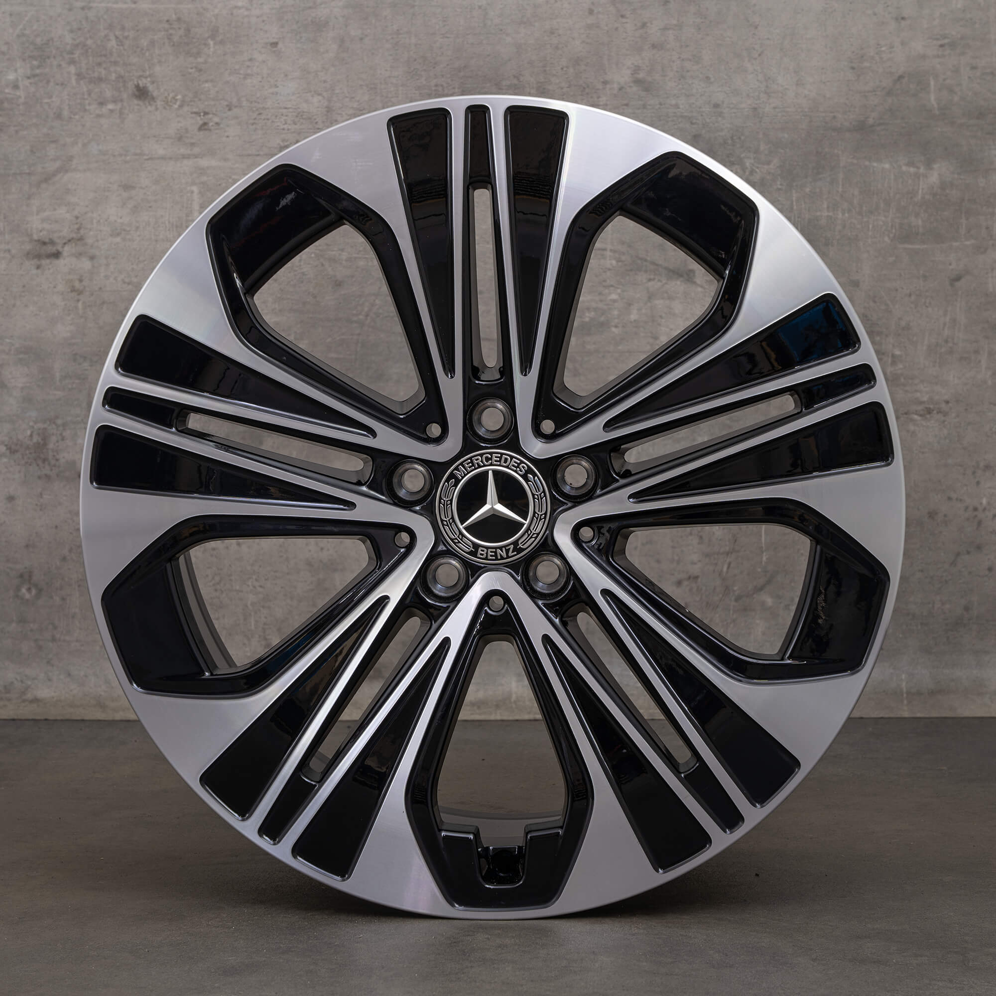 Originale Mercedes-Benz E-klasse fælge 19 tommer W214 S214 A2144012300 A2144012400 sort diamond cut NY