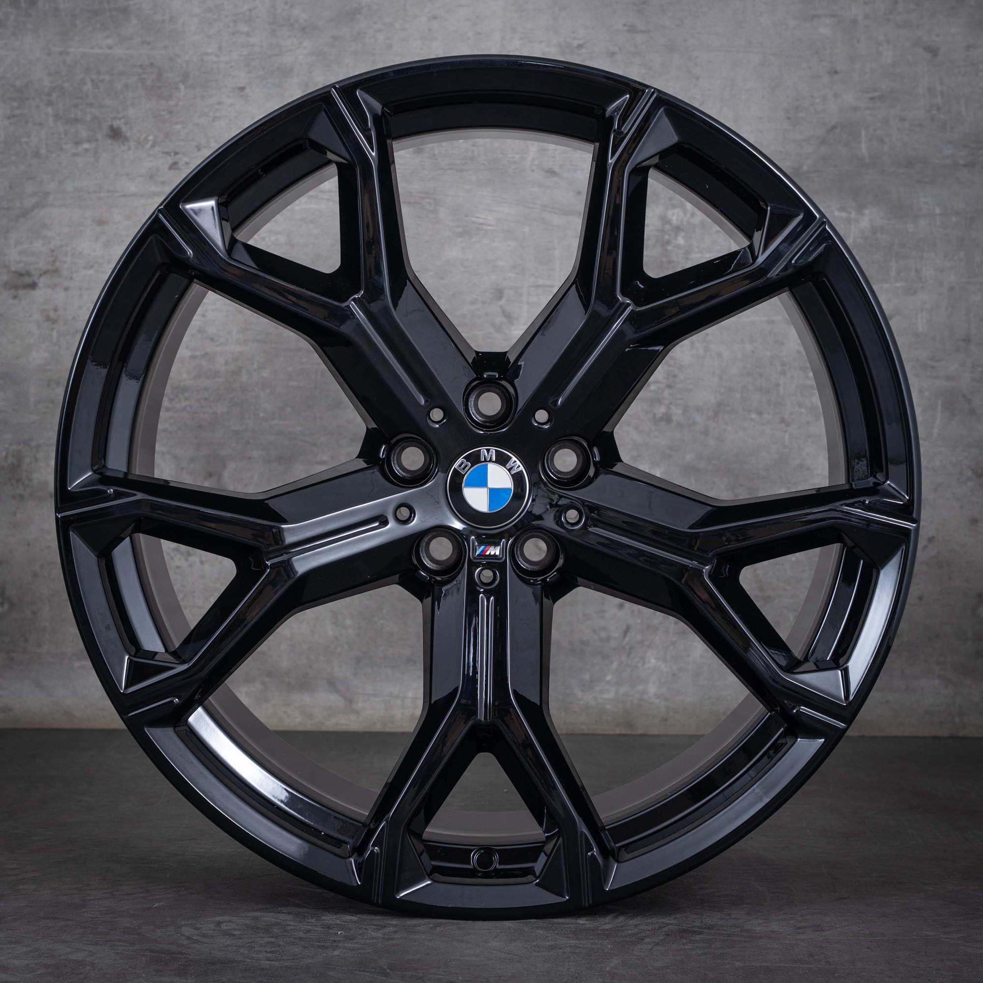 Oryginał BMW X5 X6 21 cali G05 G06 felgi stylizacja 741 M 8071998 8071999 czarny błyszczący