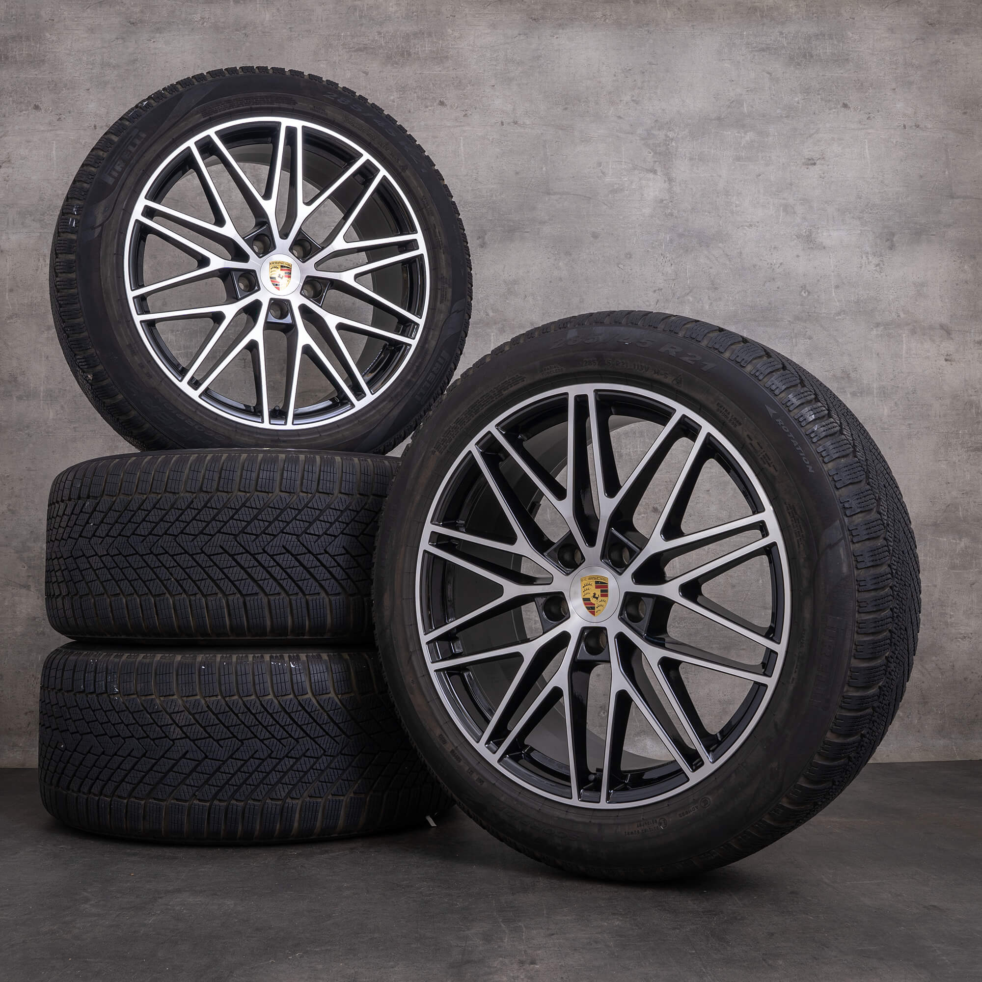 ポルシェ9YAカイエン 21インチ純正RSスパイダースタッドレスタイヤ