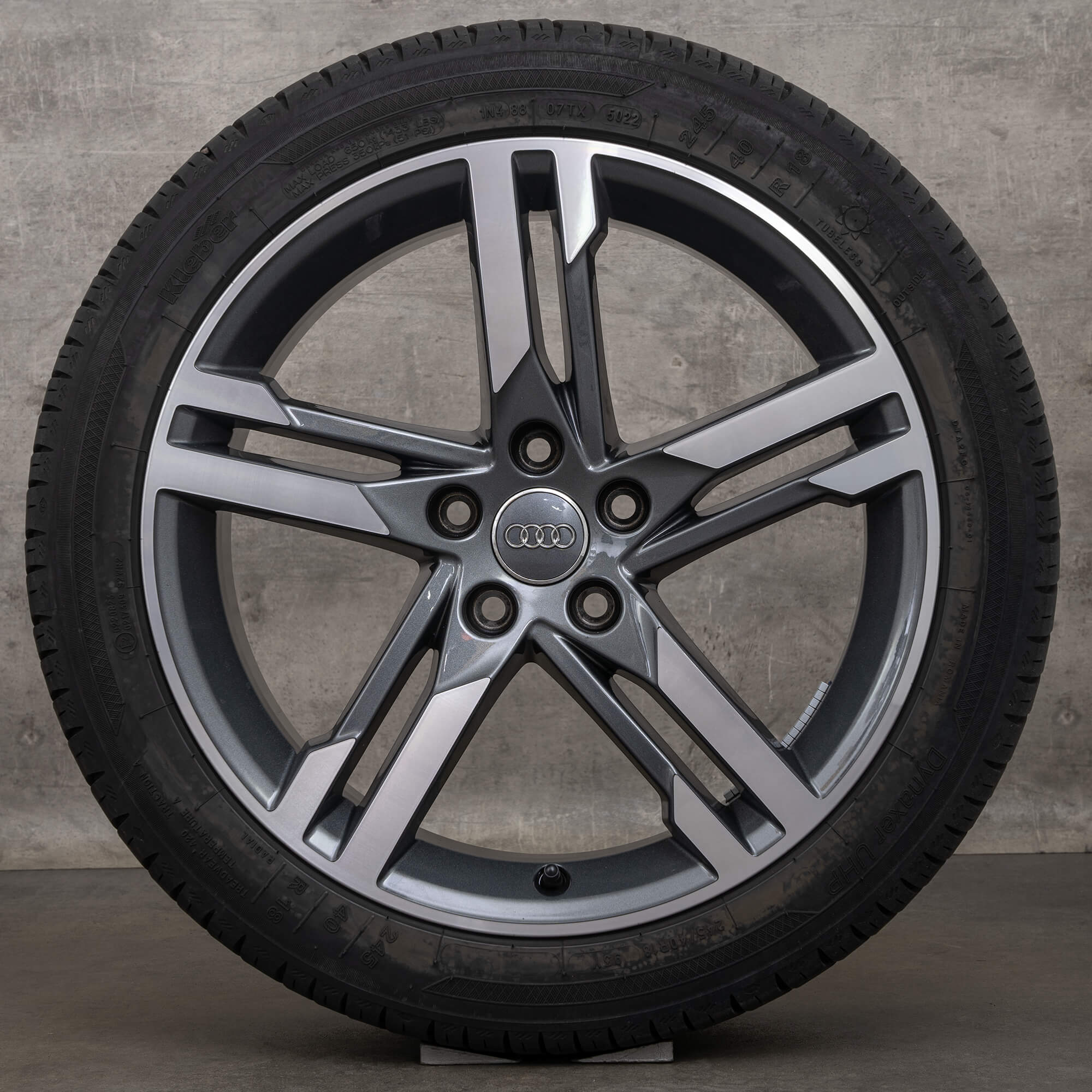 Audi A4 Avant B9 18 Zoll Felgen Audi A4 S4 8W B9 Sommerräder 18 Zoll Felgen Sommerreifen 8W0601025M