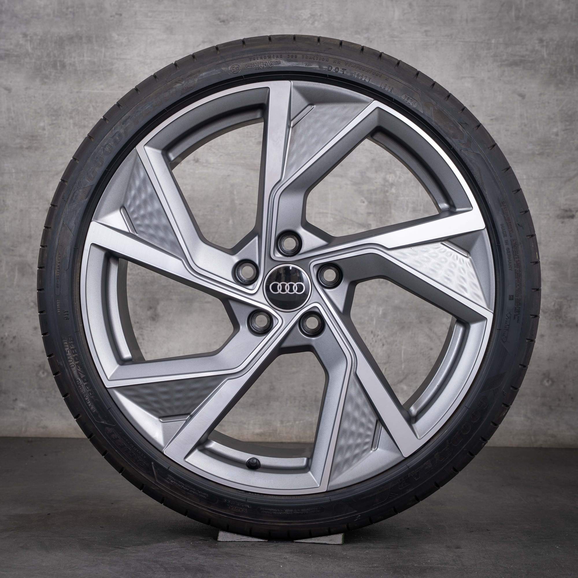 Original Audi A3 S3 Felgen 19 Zoll 8Y 8V Sommerräder 8Y0601025Q titan matt glanzgedreht