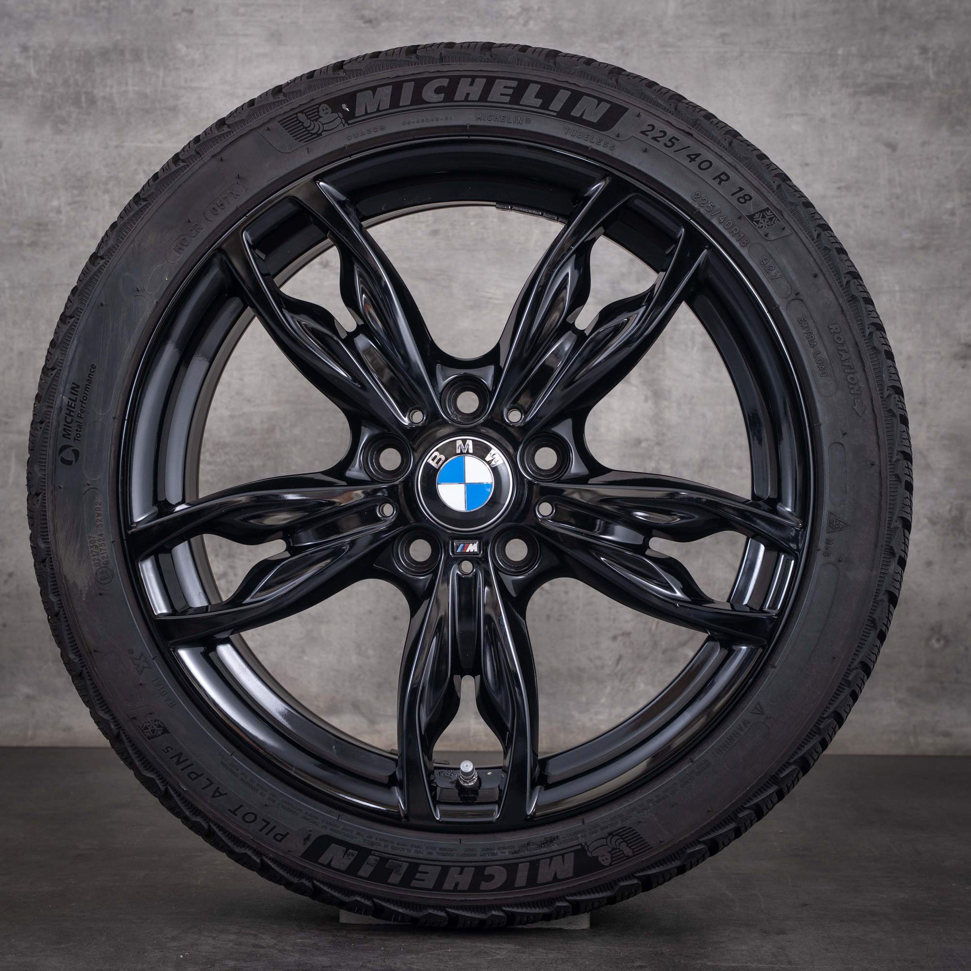 Original BMW iX3 Winterräder 19 Zoll G08 Felgen Styling 842 6895627 jet black