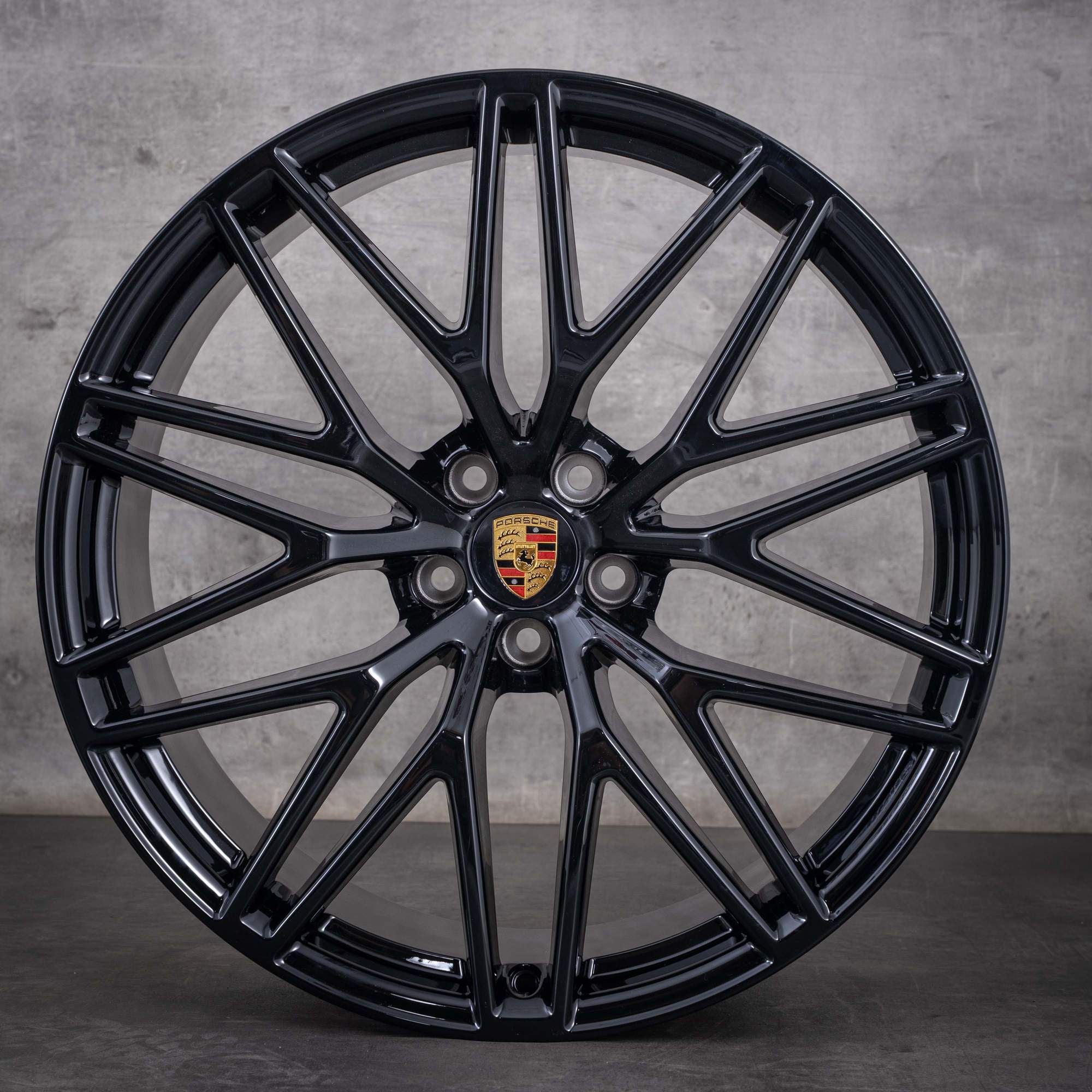 Oryginalne felgi Porsche Macan III 21 cali S GTS 95B601025HJ 95B601025HK czarne z połyskiem NOWE