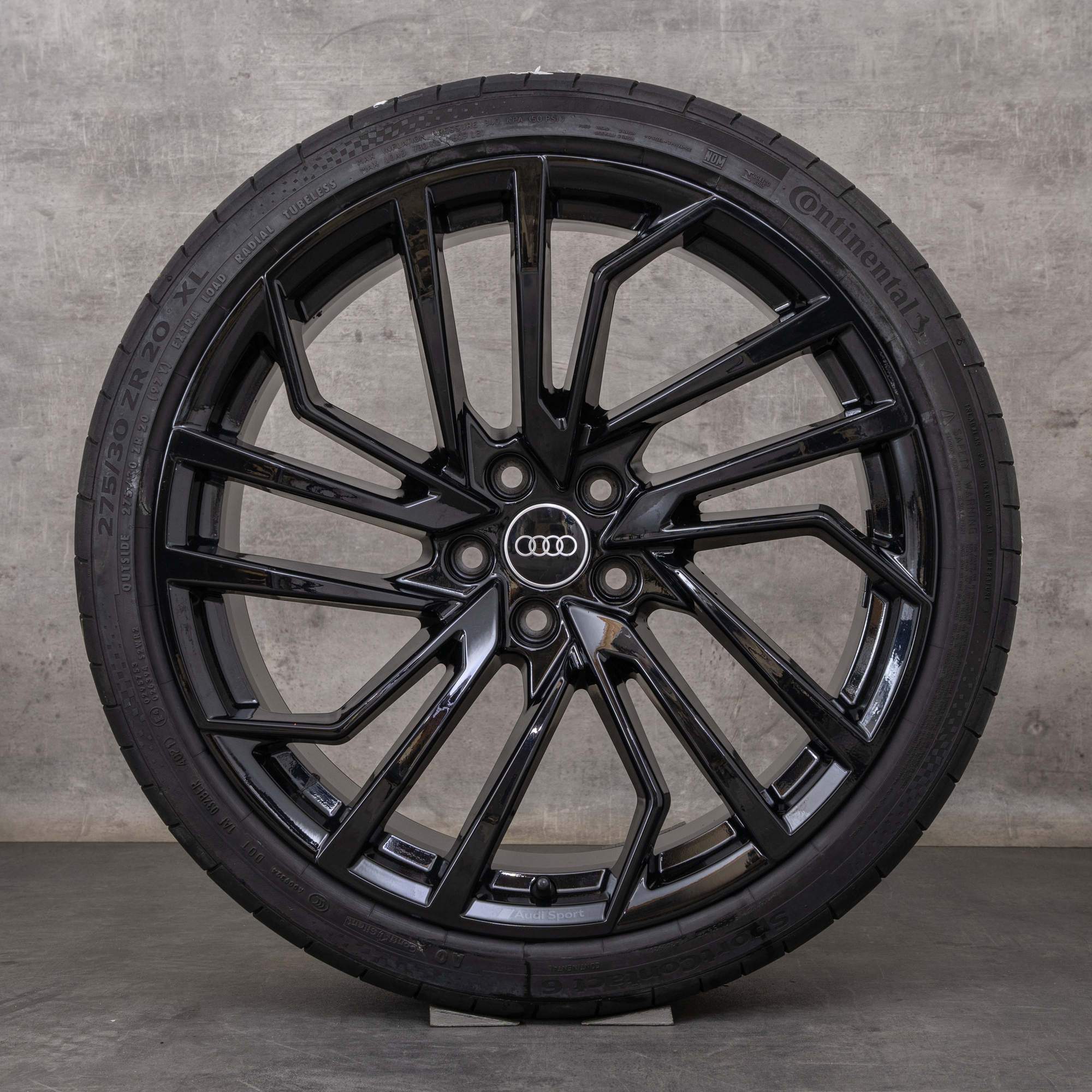 Originale Audi RS4 RS5 vinterhjul 20 tommer B9 8W F5 felger 8W0601025FT svart blank