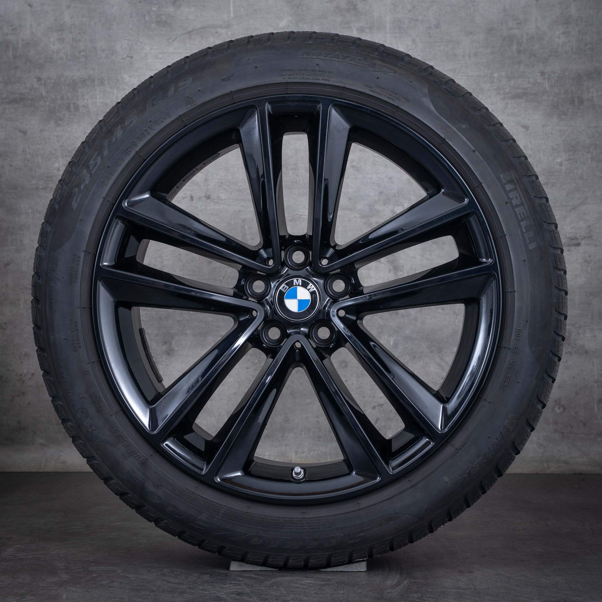 Oryginalne koła zimowe BMW serii 6 GT 7 19 cali G32 G11 G12 felgi 6863114 630 czarny błyszczący