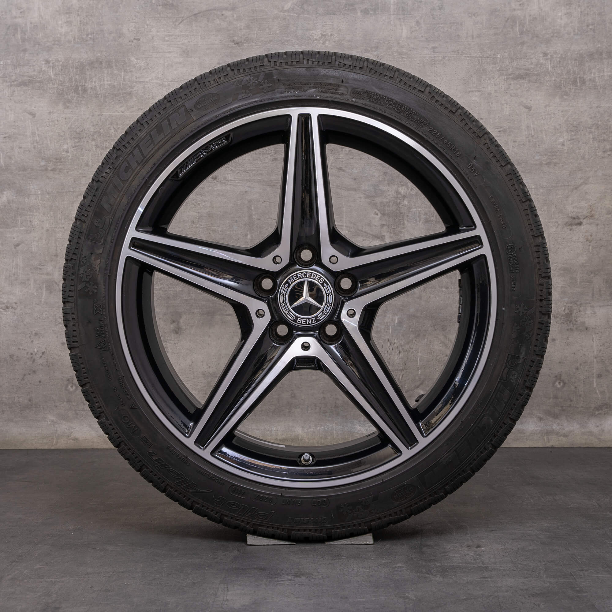 Original Mercedes Benz C-Klasse AMG C43 C450 Sport Winterräder 18 Zoll W205 S205 C205 A205 Felgen A2054014800 A2054011100 schwarz glanzgedreht