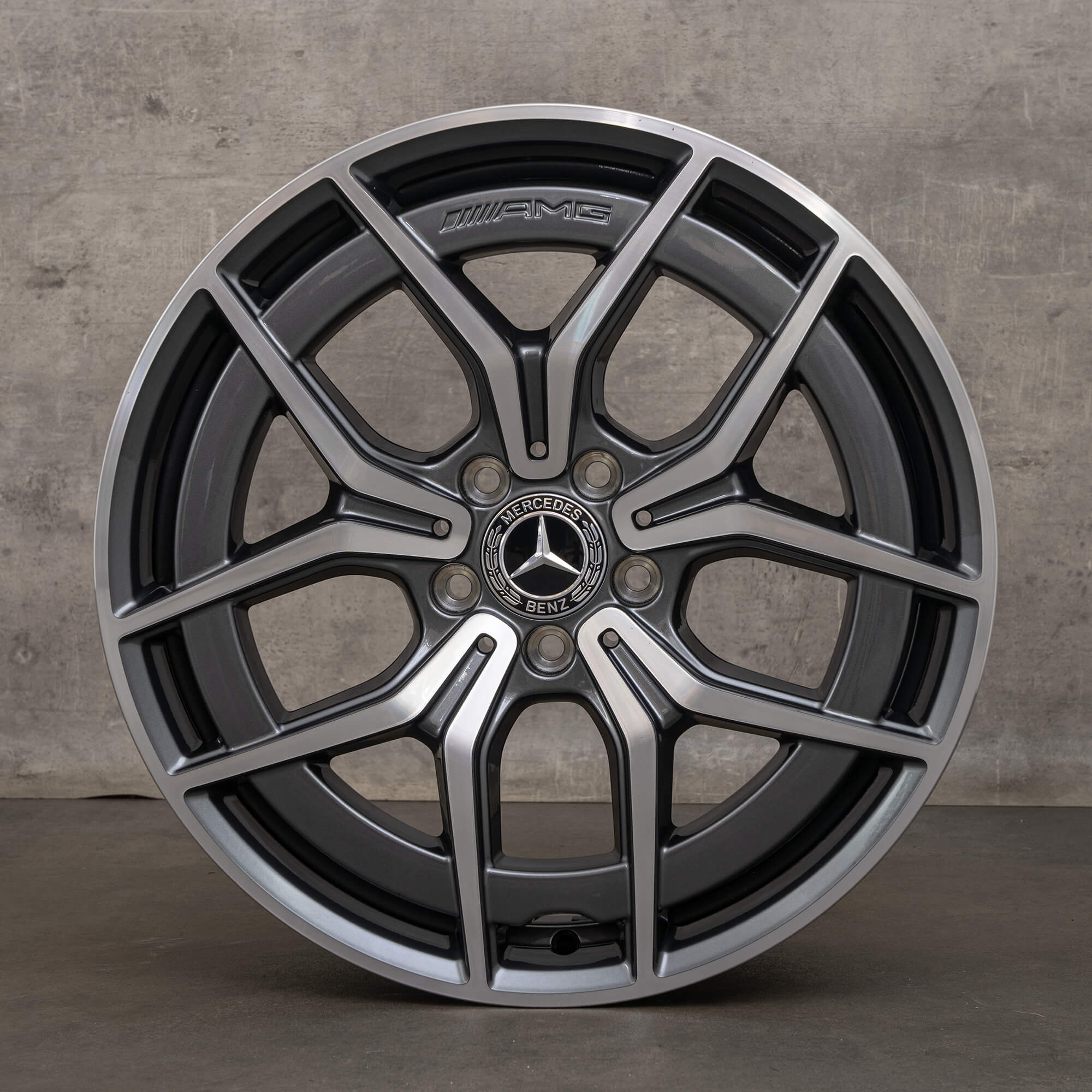 Original Mercedes Benz E Class AMG fälgar 19 tum W213 S213 C238 A238 A2134016500 himalaya grå blank NY