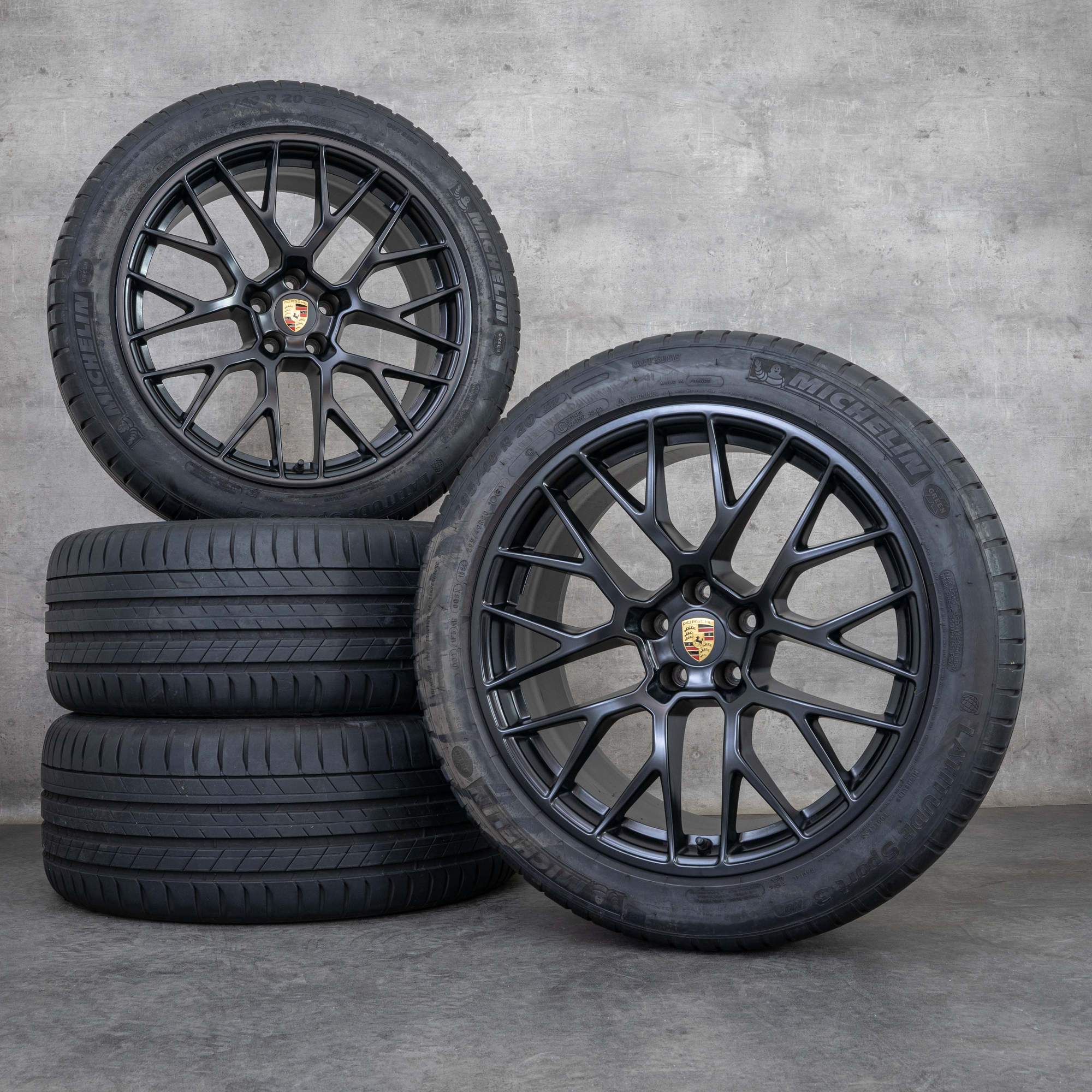 Alkuperäiset Porsche Macan talvirenkaat 20 tuuman I II vanteet RS Spyder 95B601025DS 95B601025DT musta matta