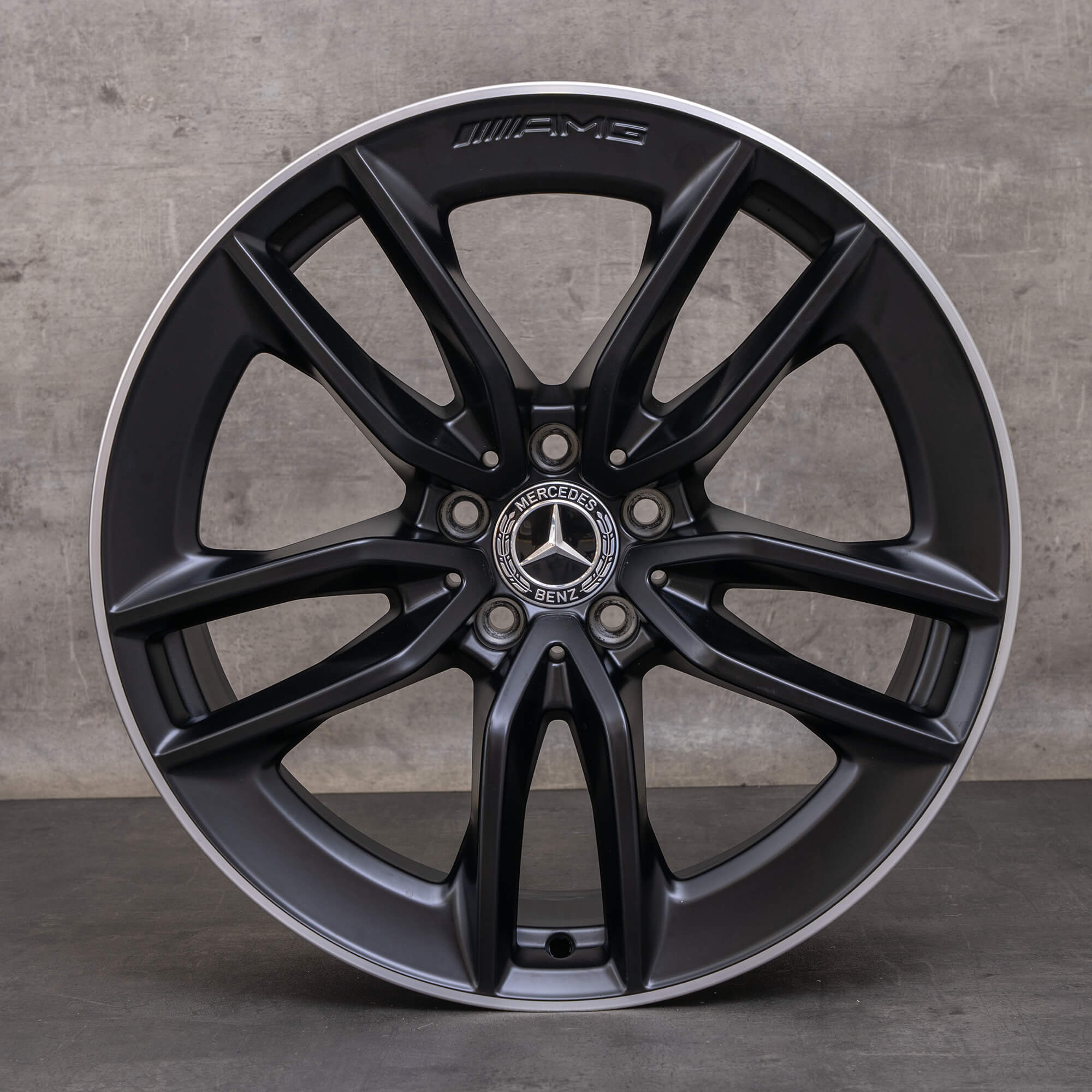 Original Mercedes Benz GT 43 53 63 & S 4Matic AMG Felgen 19 Zoll X290 4-Türer A2904010200 schwarz matt glanzgedreht