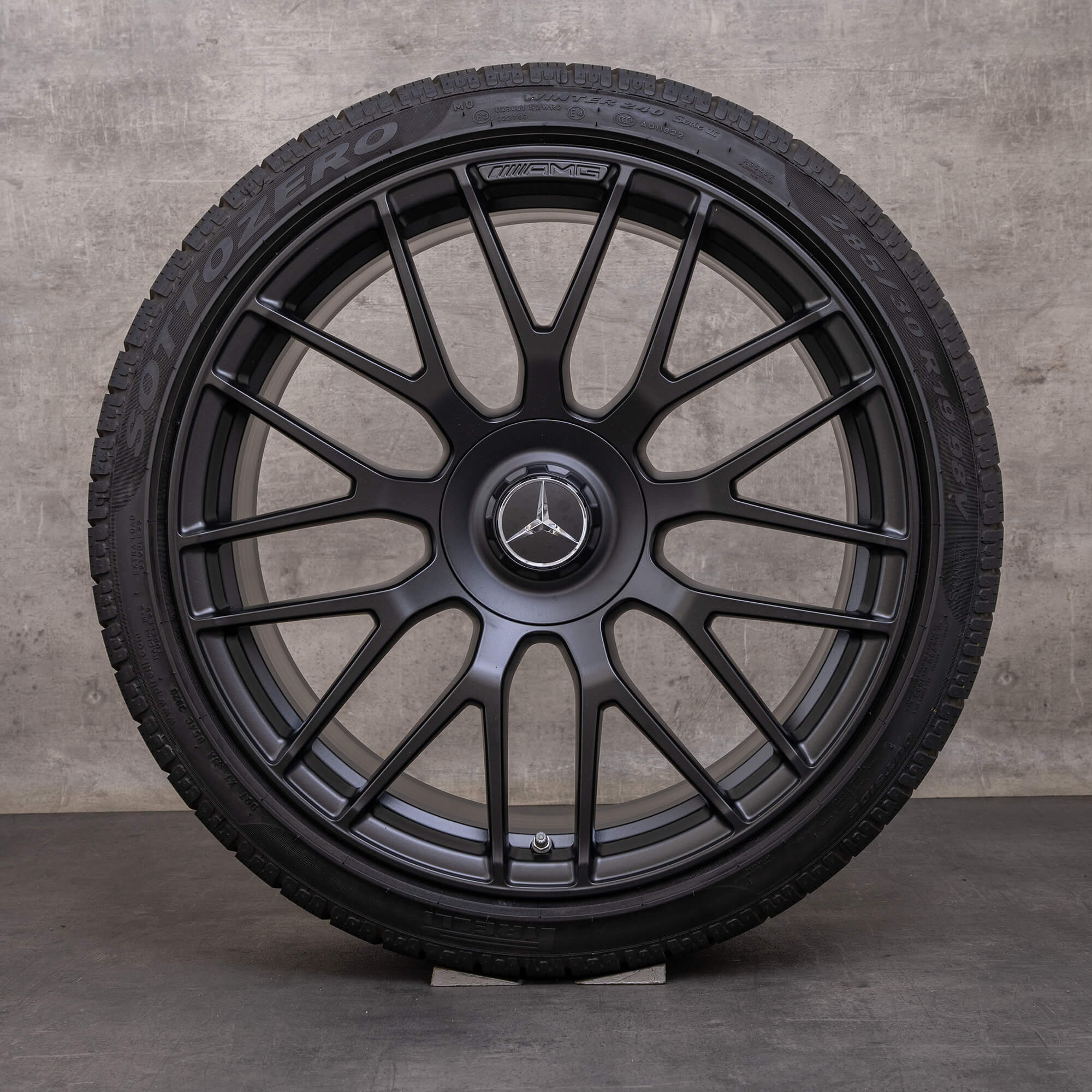 Original AMG Mercedes Benz C63 & S Winterräder 19 Zoll C205 A205 Felgen A2054015900 A2054016000 schwarz matt
