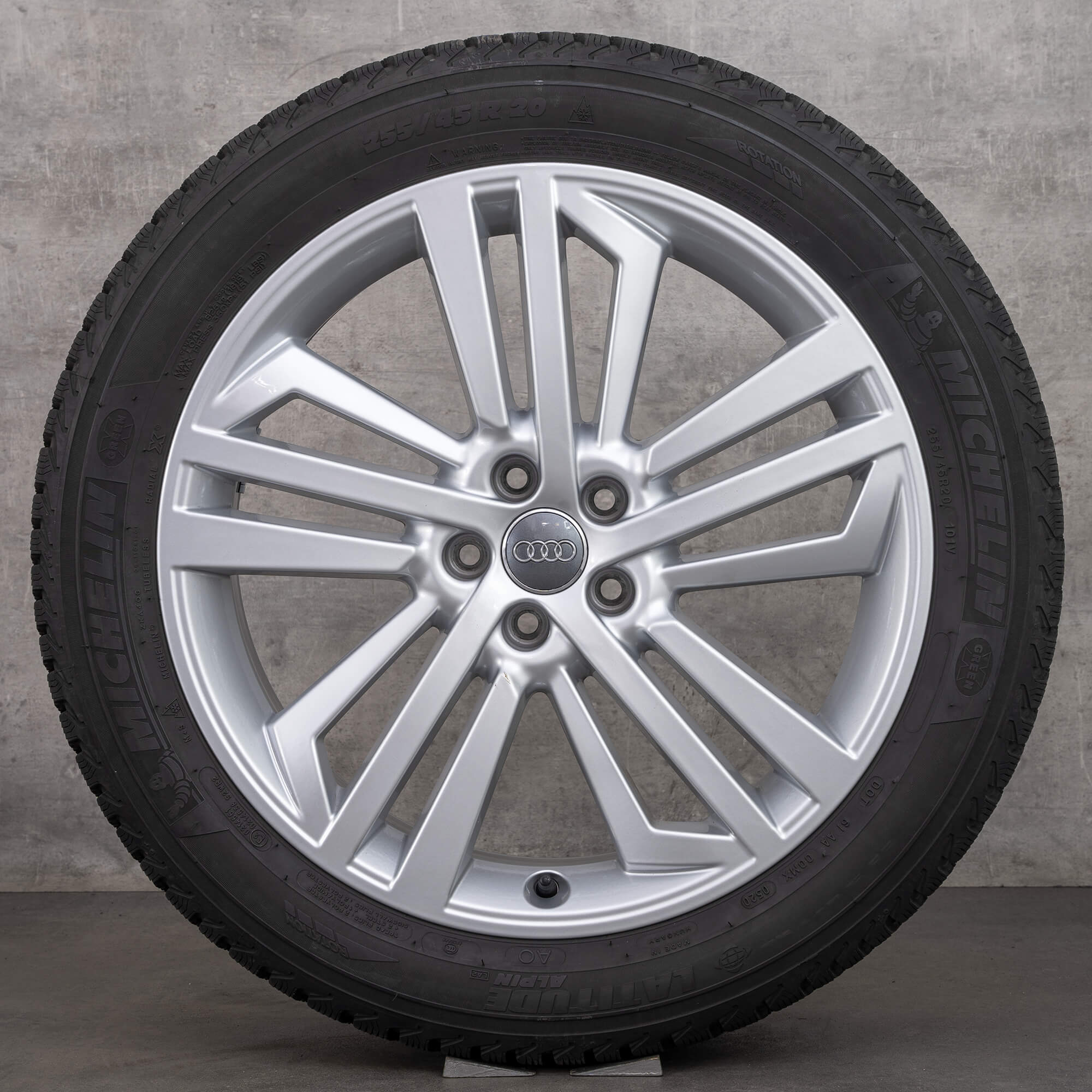 Originale Audi Q5 SQ5 vinterhjul 20 tommers FY felger 80A601025L DOT 23 sølv