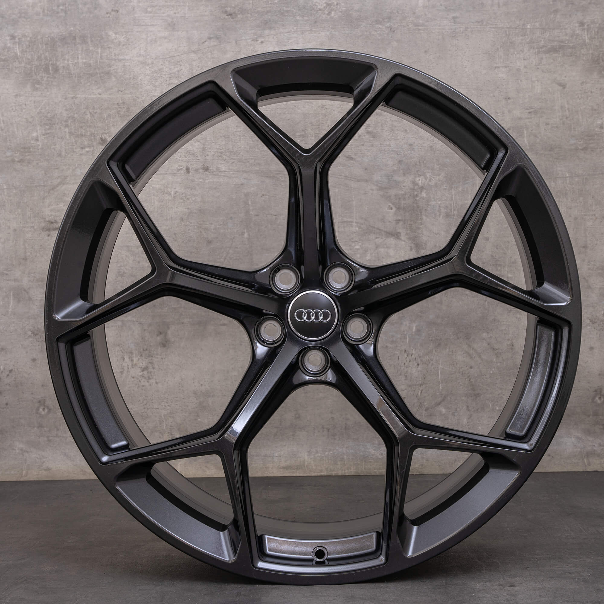 Original Audi RS Q8 Felgen 23 Zoll 4M8 Sommerräder 4M8601025CM granit glanz NEU
