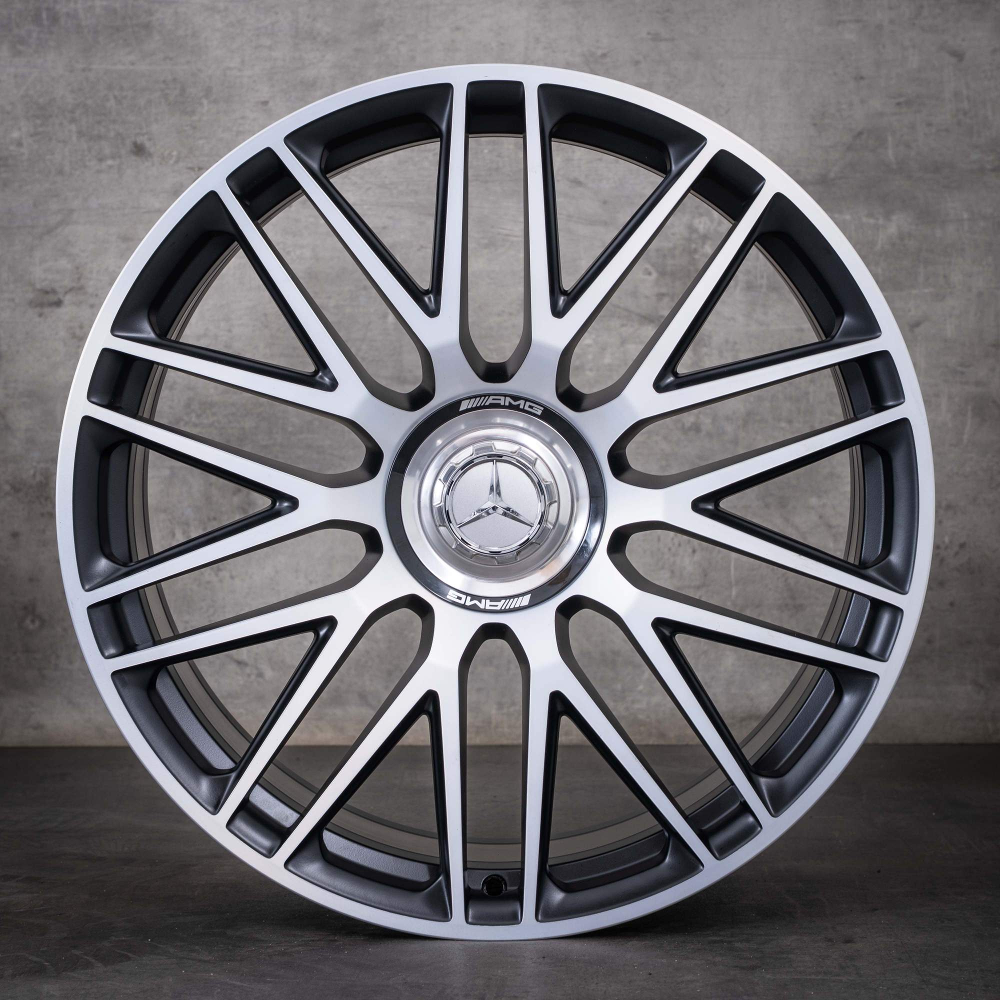 Originale Mercedes-Benz S-Klasse S 63 AMG E Performance-felger 21 tommer V223 A2234012300 A2234012400 matt svart, frontpolert