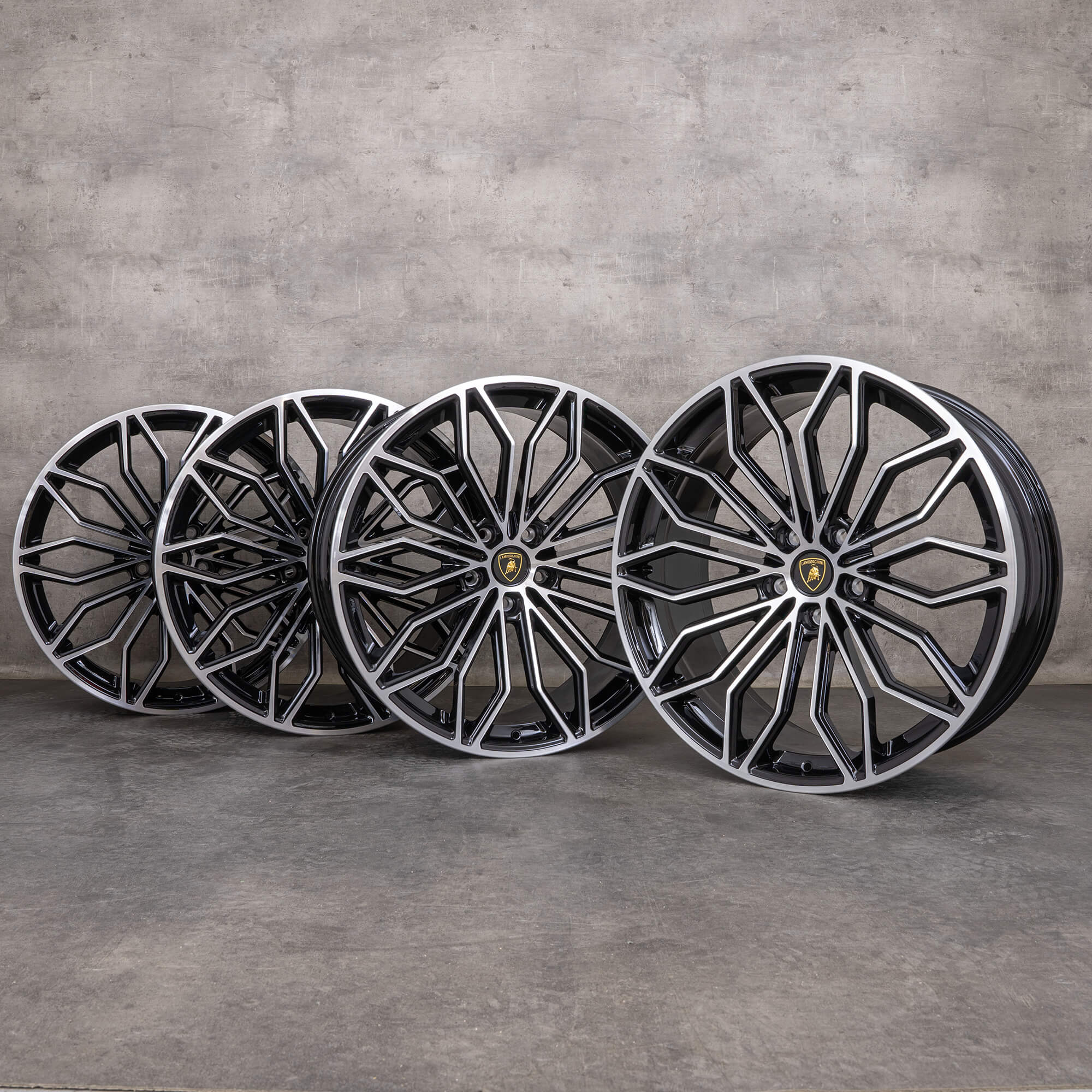 Cerchi auto originali Lamborghini Urus 23 pollici Galanthus 4ML601025CG 4ML601025CH nero opaco lucidato frontalmente NUOVO