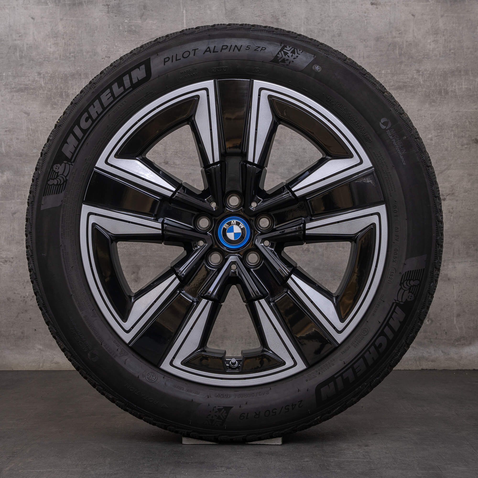Anvelope de iarnă originale BMW iX3 19 inch G08 jante stil 842
