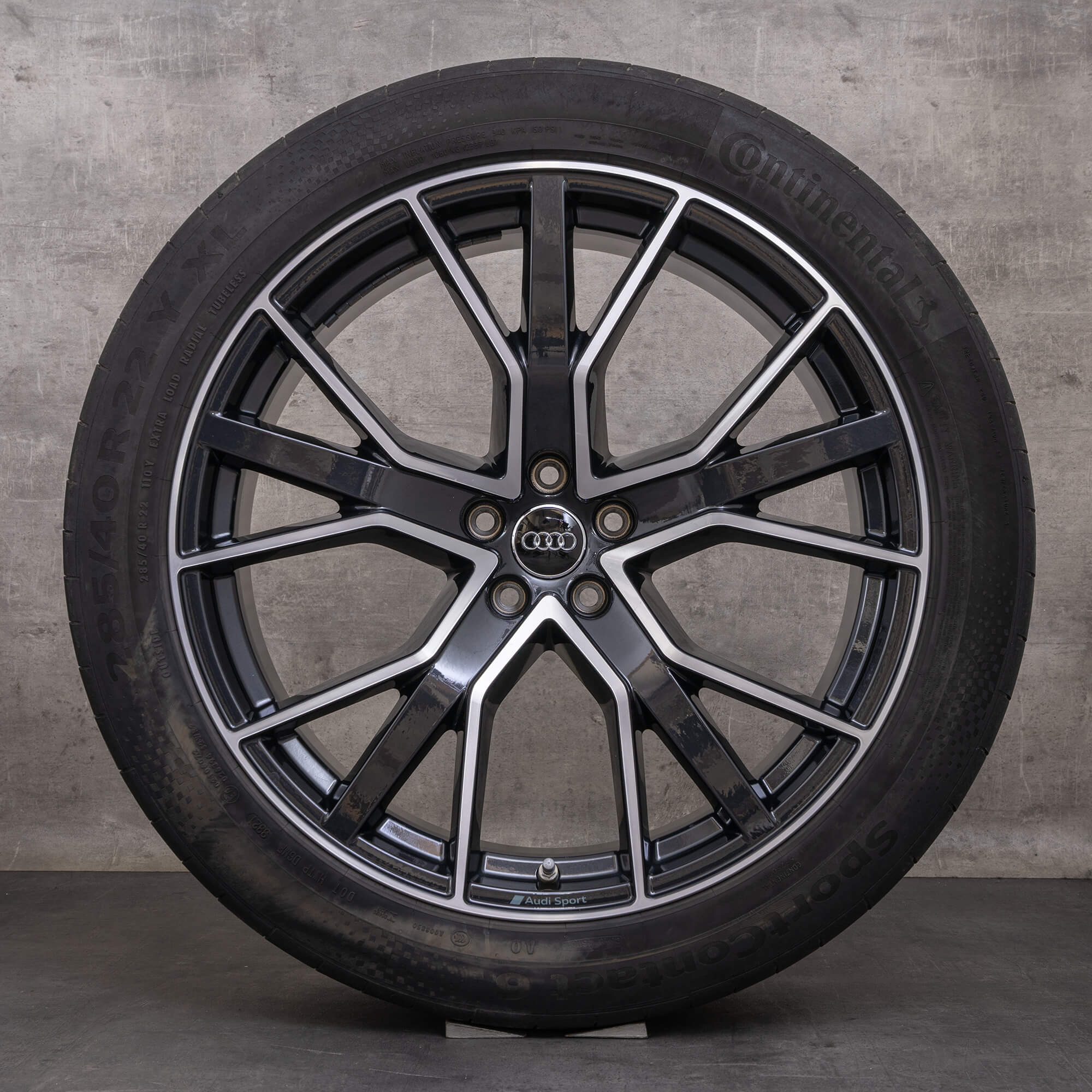 OEM Audi Q8 SQ8 rims 22 inch 4M8 summer wheels 4M8601025Q black glossy turned