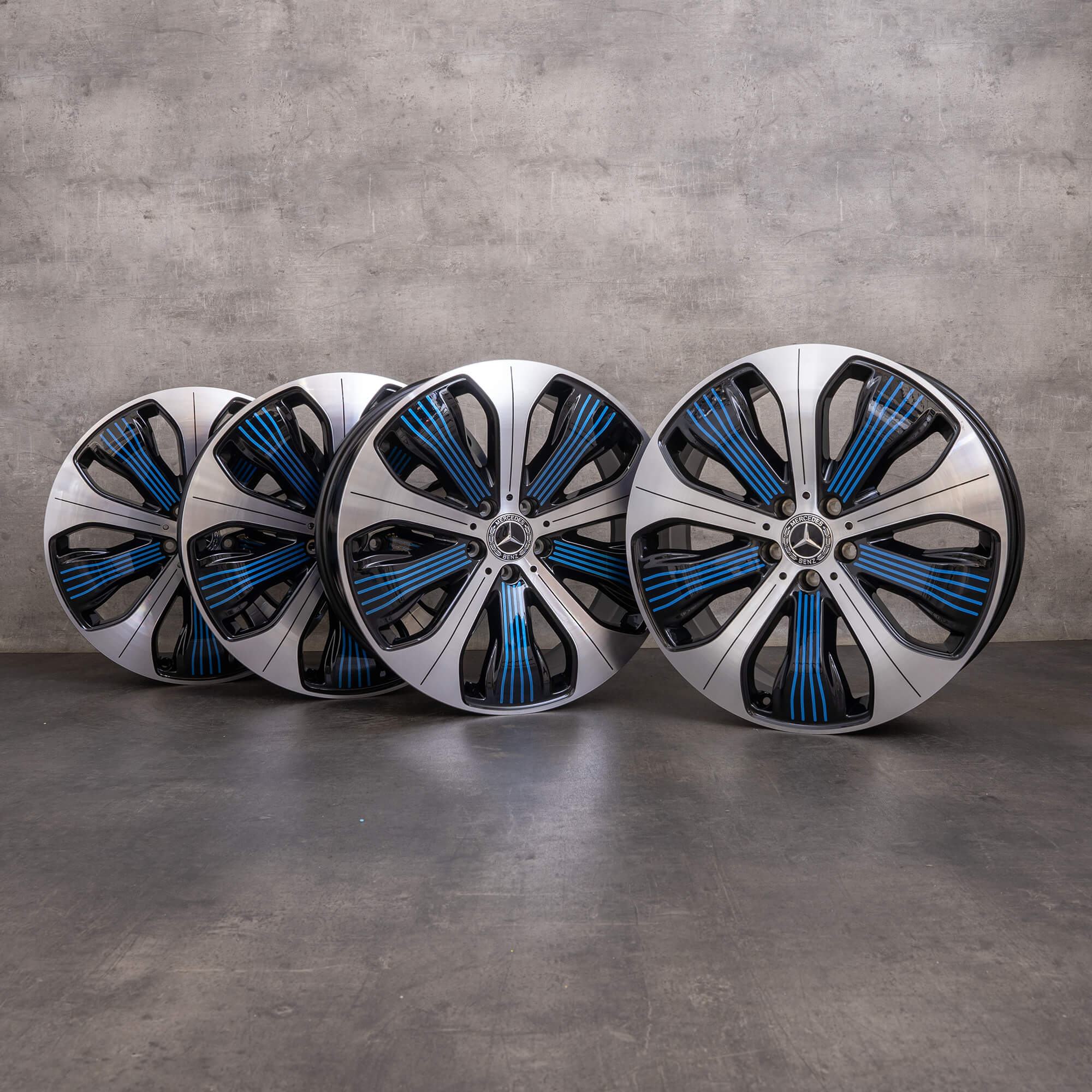 Llantas originales Mercedes Benz EQC 20 pulgadas N293 A2934010300 A2934010500 negro-azul brillante torneado NUEVO