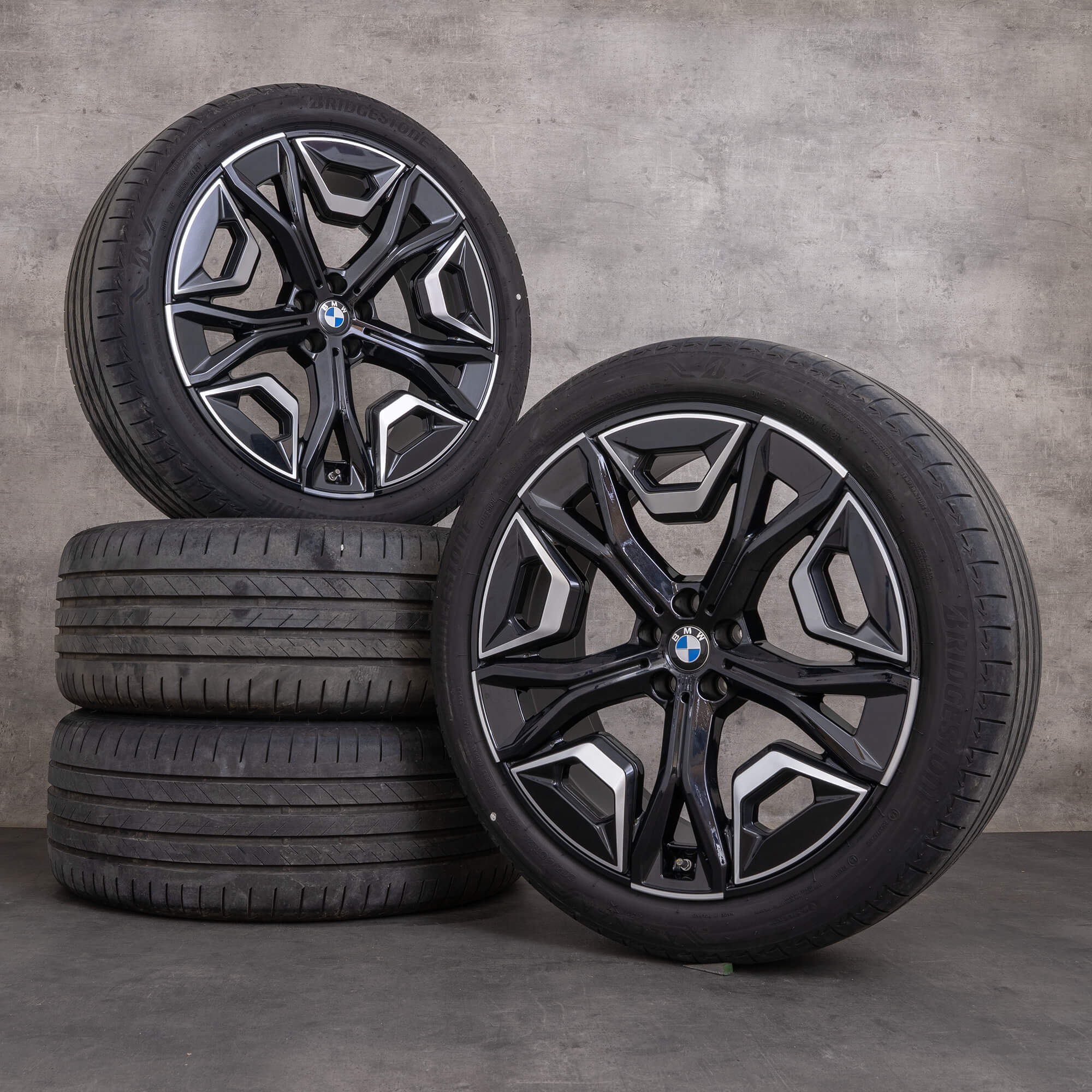 Original BMW iX fälgar 22 tum i20 Sommerrder Styling 1020 5A02658 svart polerad