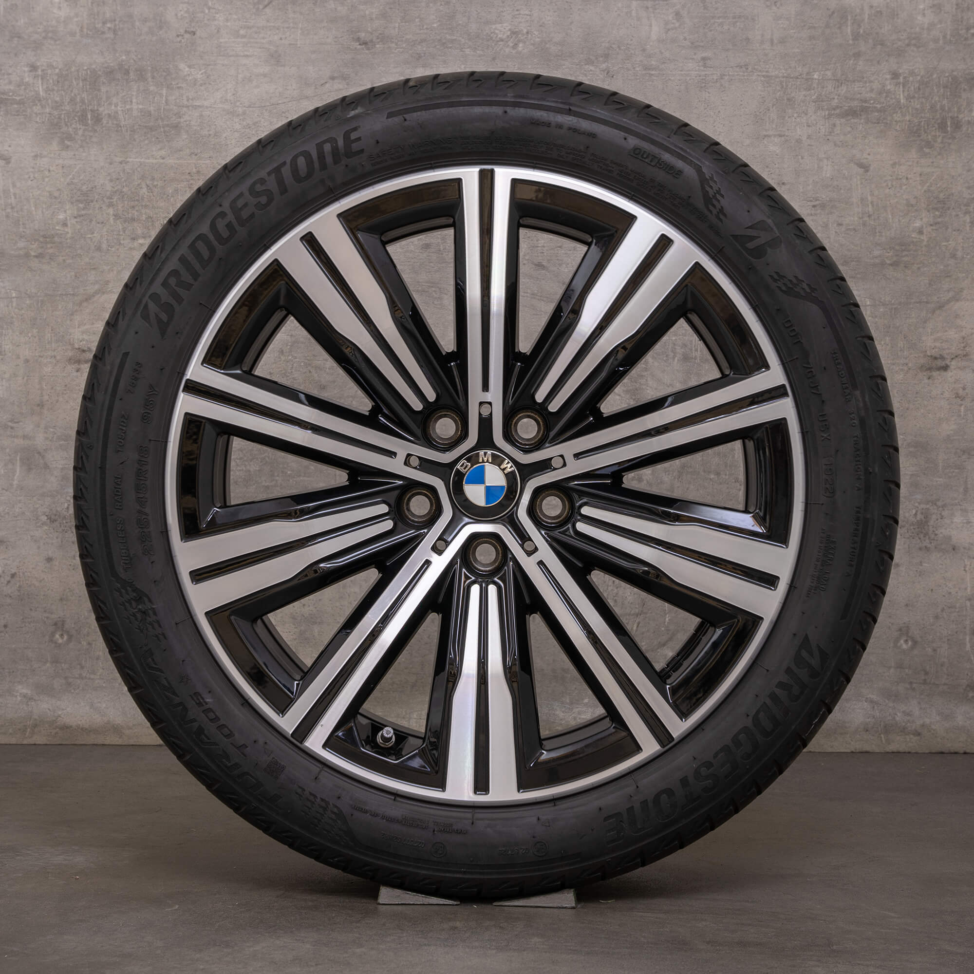 Original BMW 2-serie 3-serie 4-serie felger 18-tommers G42 G20 G21 G22 G23 sommerhjul styling 782 6883524 svart blank snudd