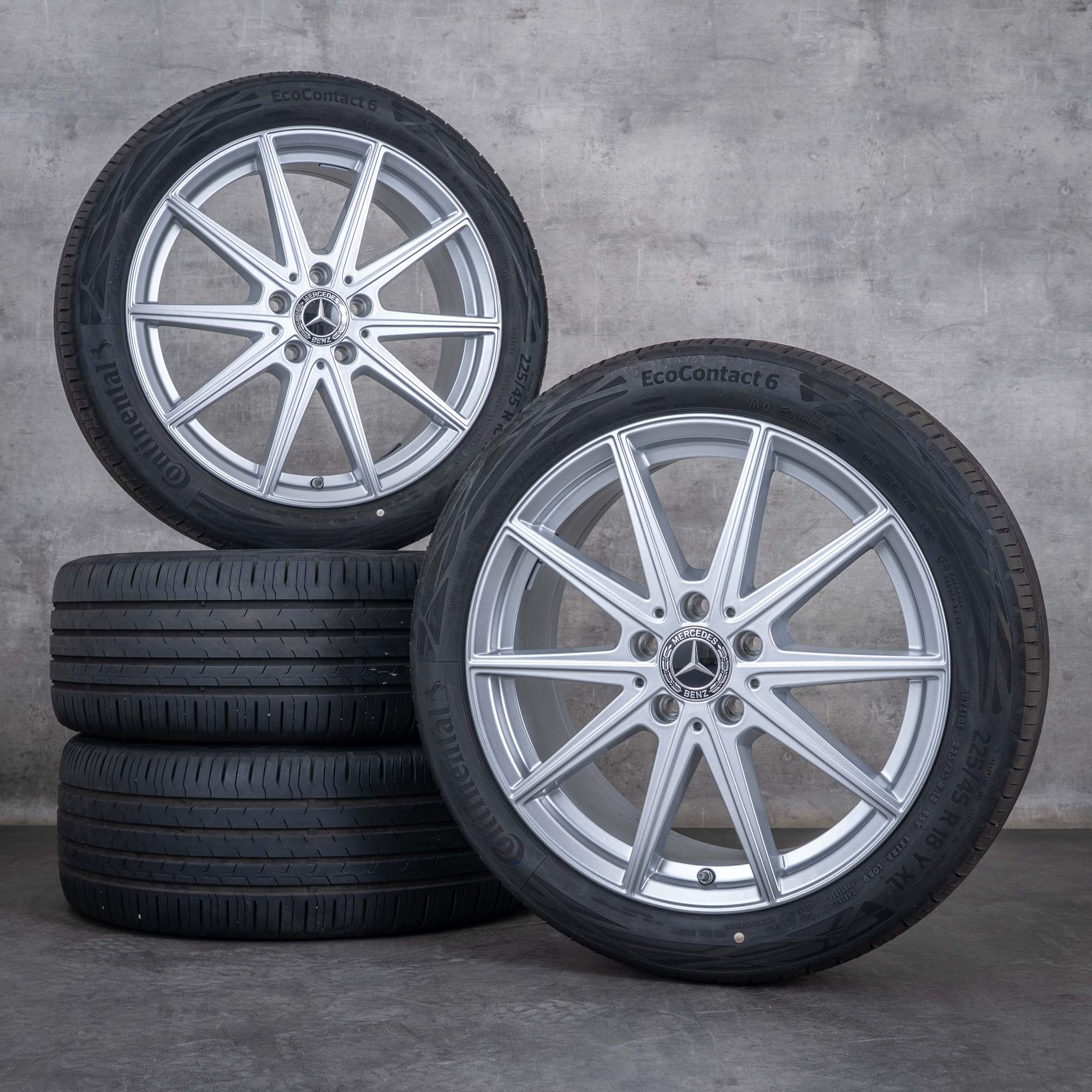 Oryginalne felgi Mercedes Benz CLA 18 cali C178 koła letnie A1784010000 srebrne błyszczące