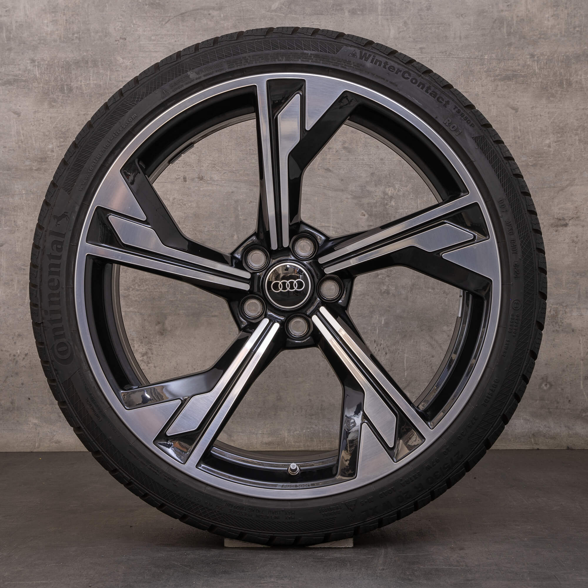 OEM Audi RS4 RS5 snow tire packages 20 inch B9 8W F5 rims Flag ...